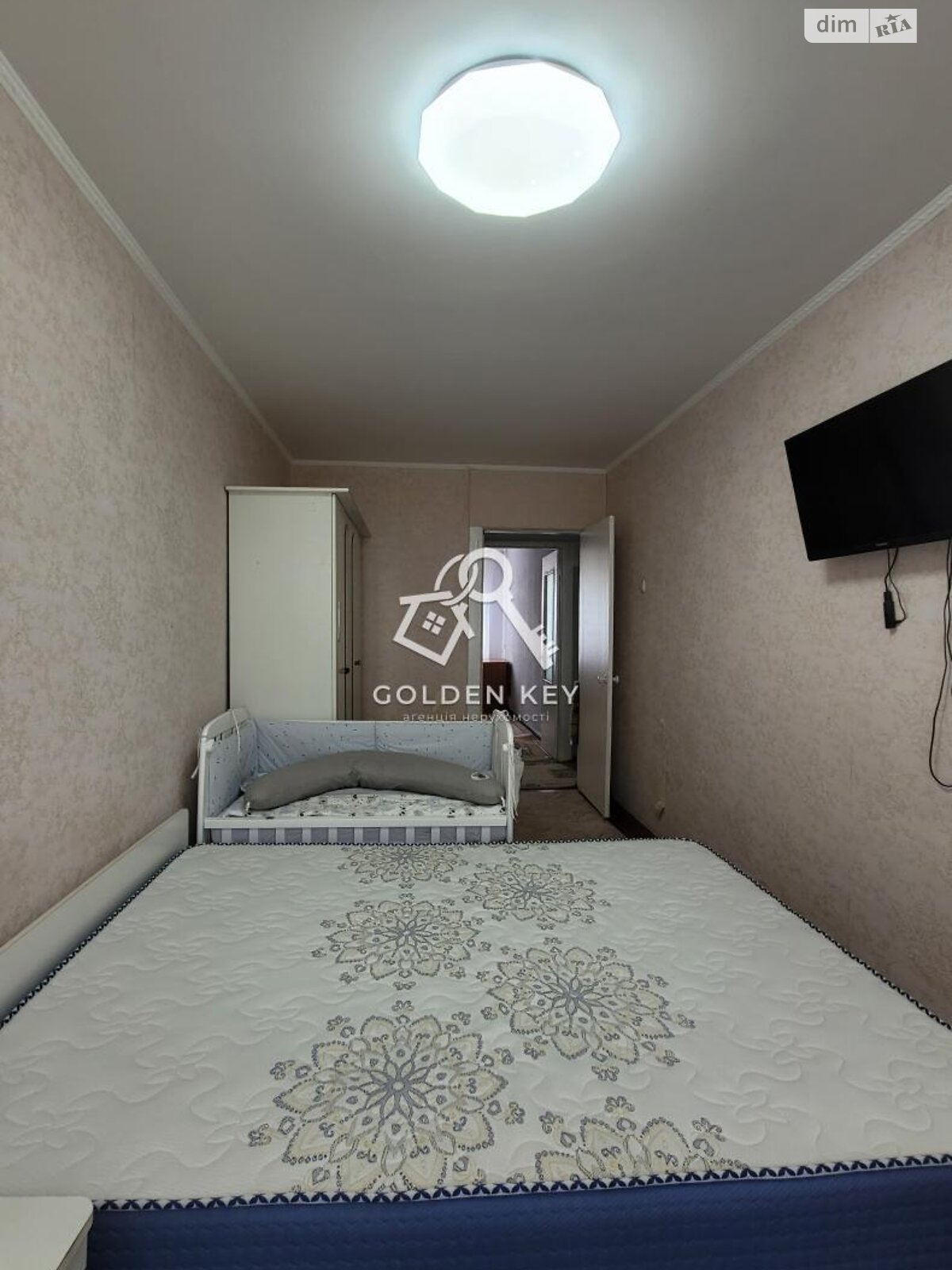 Продажа трехкомнатной квартиры в Кривом Роге, на ул. Соборности 113, район Долгинцевский фото 1 Продажа трехкомнатной квартиры в Кривом Роге, на ул. Соборности 113, район Долгинцевский фото 1