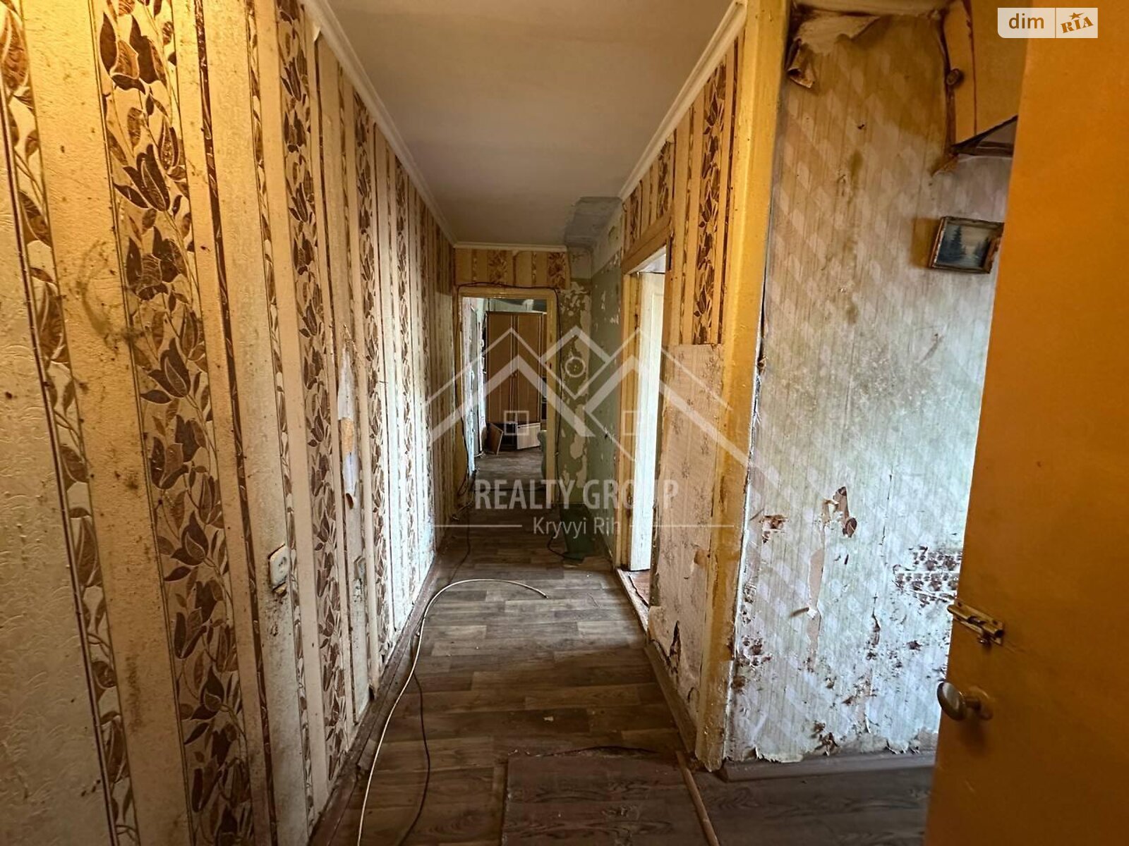 Продажа трехкомнатной квартиры в Кривом Роге, на просп. Университетский 63, район Долгинцевский фото 1