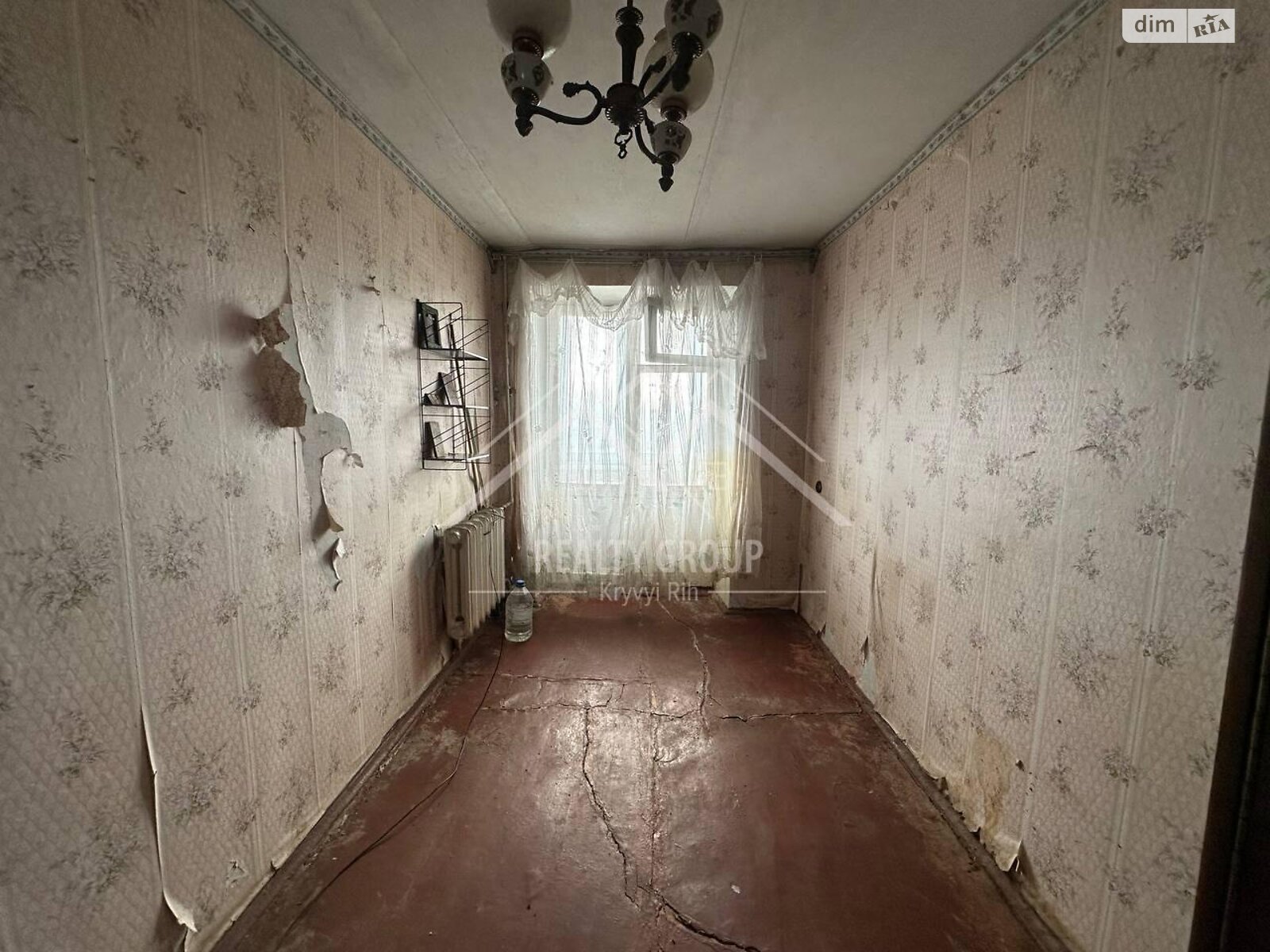 Продажа трехкомнатной квартиры в Кривом Роге, на просп. Университетский 63, район Долгинцевский фото 1