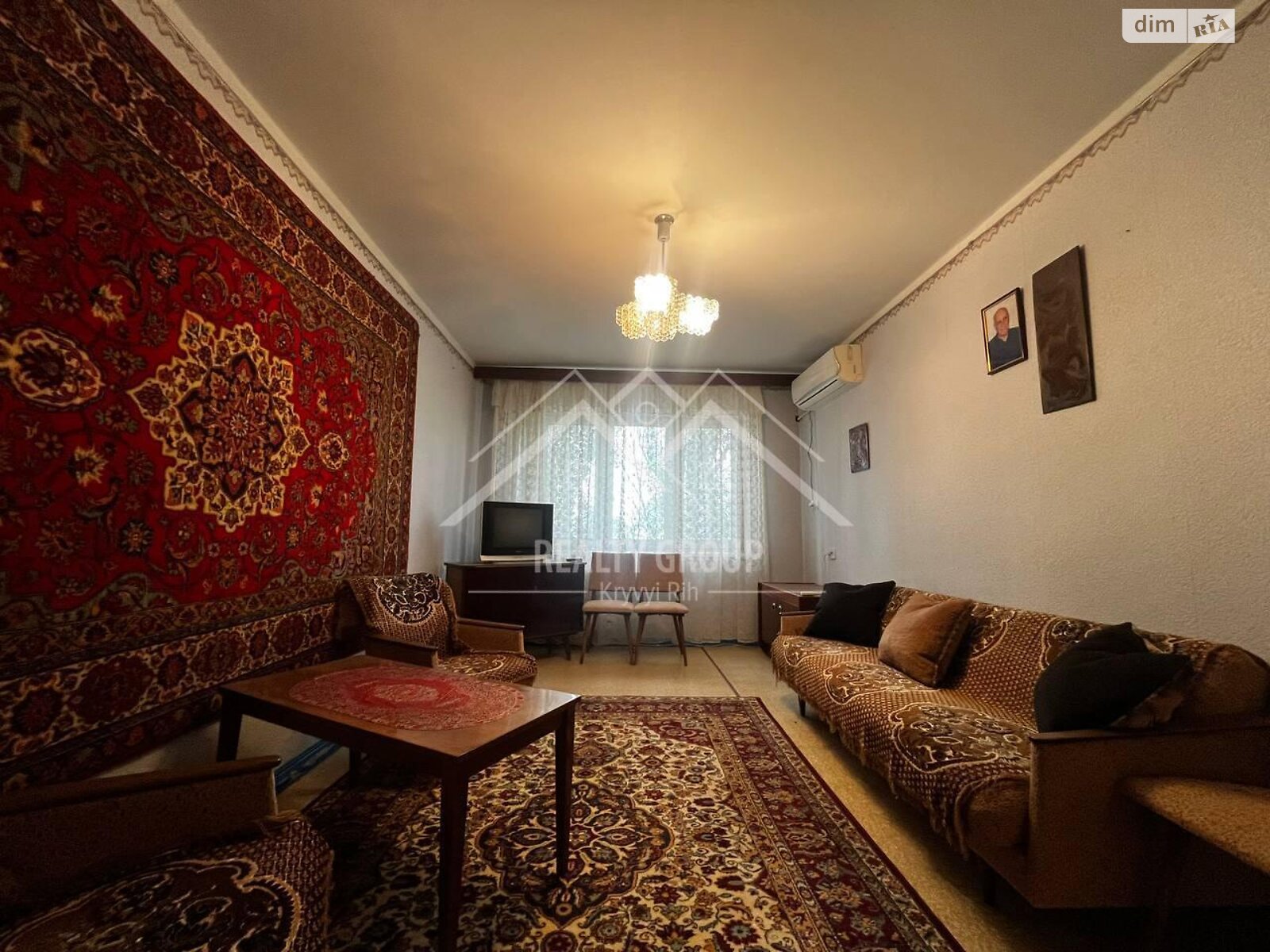 Продаж трикімнатної квартири в Кривому Розі, на вул. Вадима Гурова 37, район Довгинцівський фото 1 Продаж трикімнатної квартири в Кривому Розі, на вул. Вадима Гурова 37, район Довгинцівський фото 1