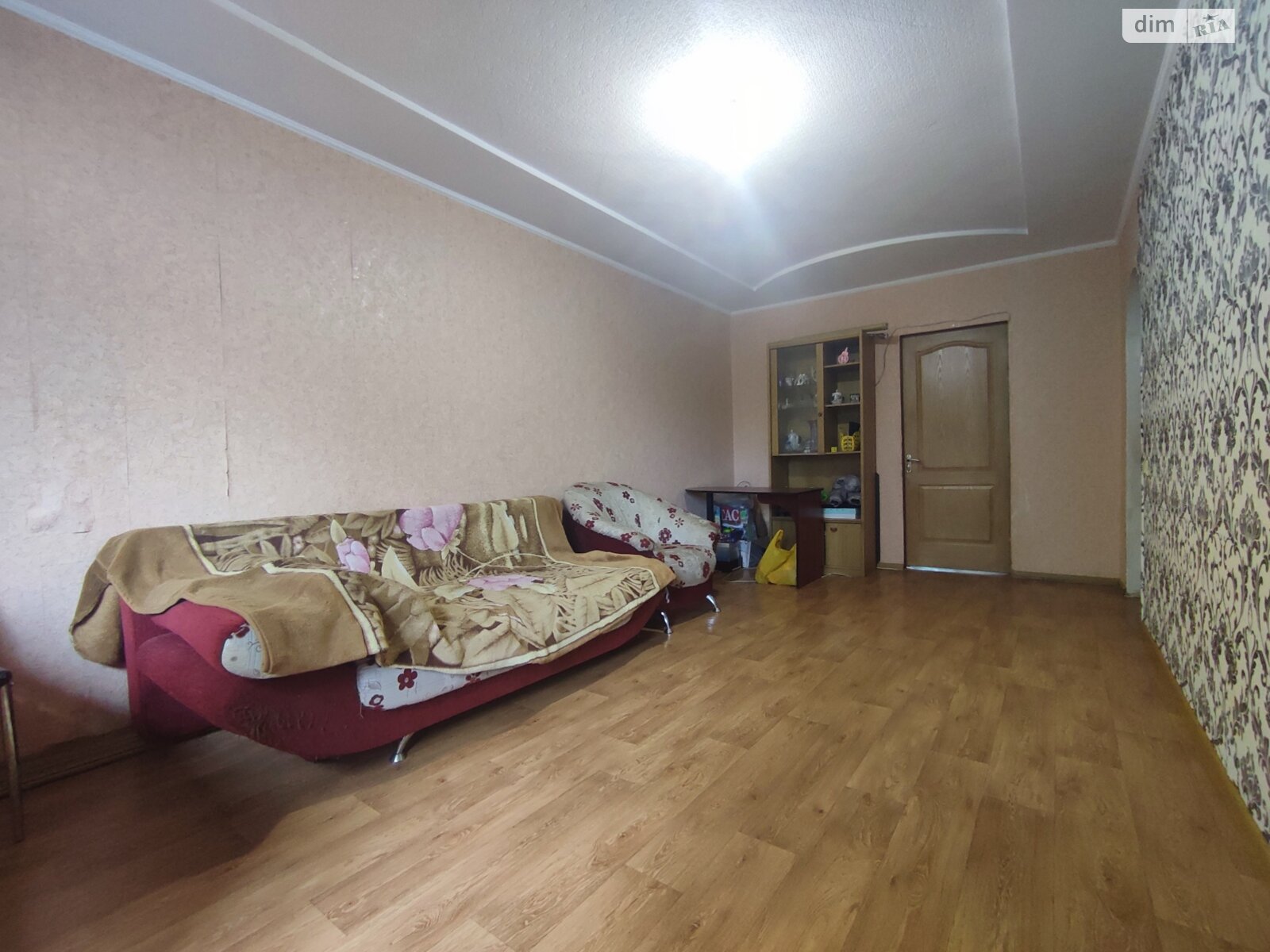 Продажа двухкомнатной квартиры в Кривом Роге, на ул. Ярослава Мудрого, район Долгинцевский фото 1 Продажа двухкомнатной квартиры в Кривом Роге, на ул. Ярослава Мудрого, район Долгинцевский фото 1
