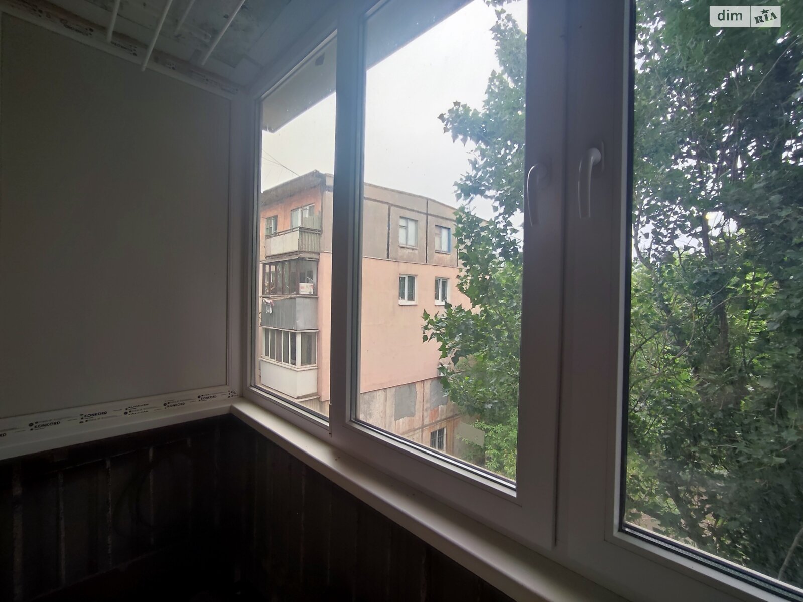 Продажа двухкомнатной квартиры в Кривом Роге, на ул. Ярослава Мудрого, район Долгинцевский фото 1 Продажа двухкомнатной квартиры в Кривом Роге, на ул. Ярослава Мудрого, район Долгинцевский фото 1