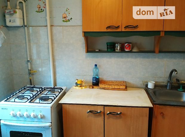 Продаж двокімнатної квартири в Кривому Розі на вул. Косіора район Дзержинський фото 1 Продаж двокімнатної квартири в Кривому Розі на вул. Косіора район Дзержинський фото 1