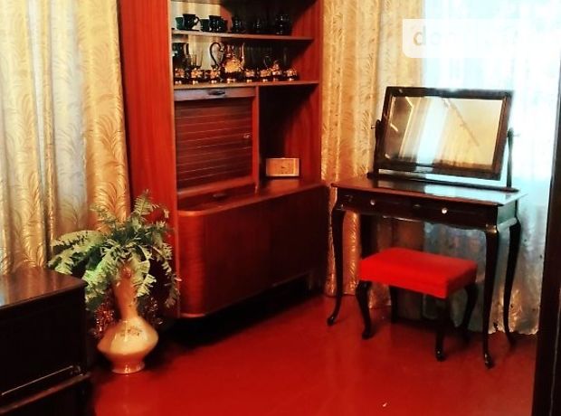 Продажа однокомнатной квартиры в Кривом Роге, на Соборности район Дзержинский фото 1 Продажа однокомнатной квартиры в Кривом Роге, на Соборности район Дзержинский фото 1