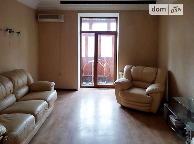 Продажа двухкомнатной квартиры в Кривом Роге, на Гурова Вадима 11 район Дзержинский фото 1 Продажа двухкомнатной квартиры в Кривом Роге, на Гурова Вадима 11 район Дзержинский фото 1