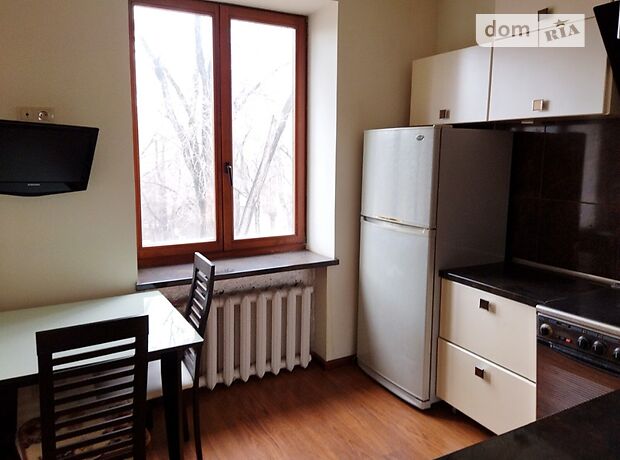 Продажа двухкомнатной квартиры в Кривом Роге, на Гурова Вадима 11 район Дзержинский фото 1 Продажа двухкомнатной квартиры в Кривом Роге, на Гурова Вадима 11 район Дзержинский фото 1