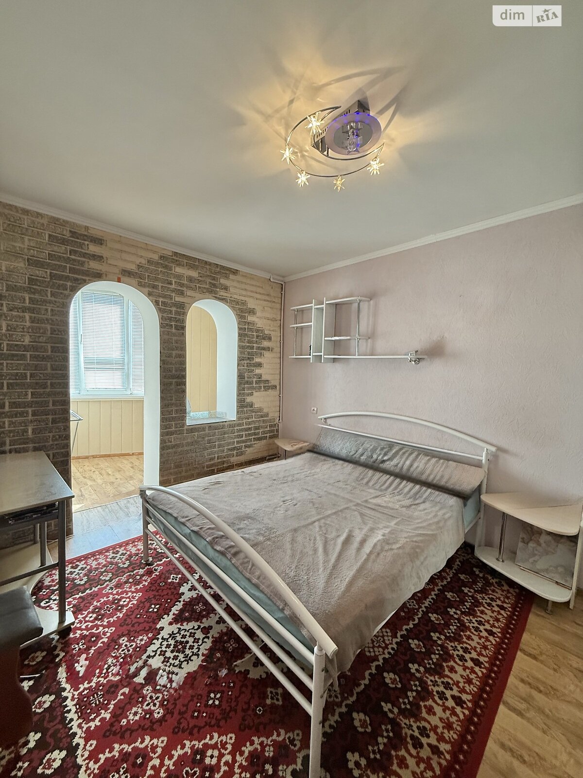 Продаж трикімнатної квартири в Кривому Розі, на мкр. Індустріальний 69, фото 1