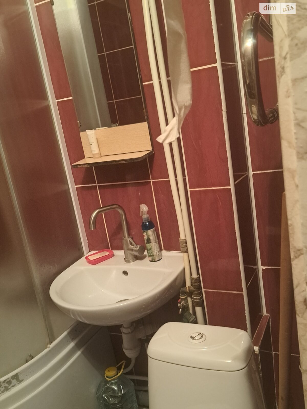 Продажа трехкомнатной квартиры в Кривом Роге, на просп. Победы 15, кв. 16, район Ингулецкий фото 1