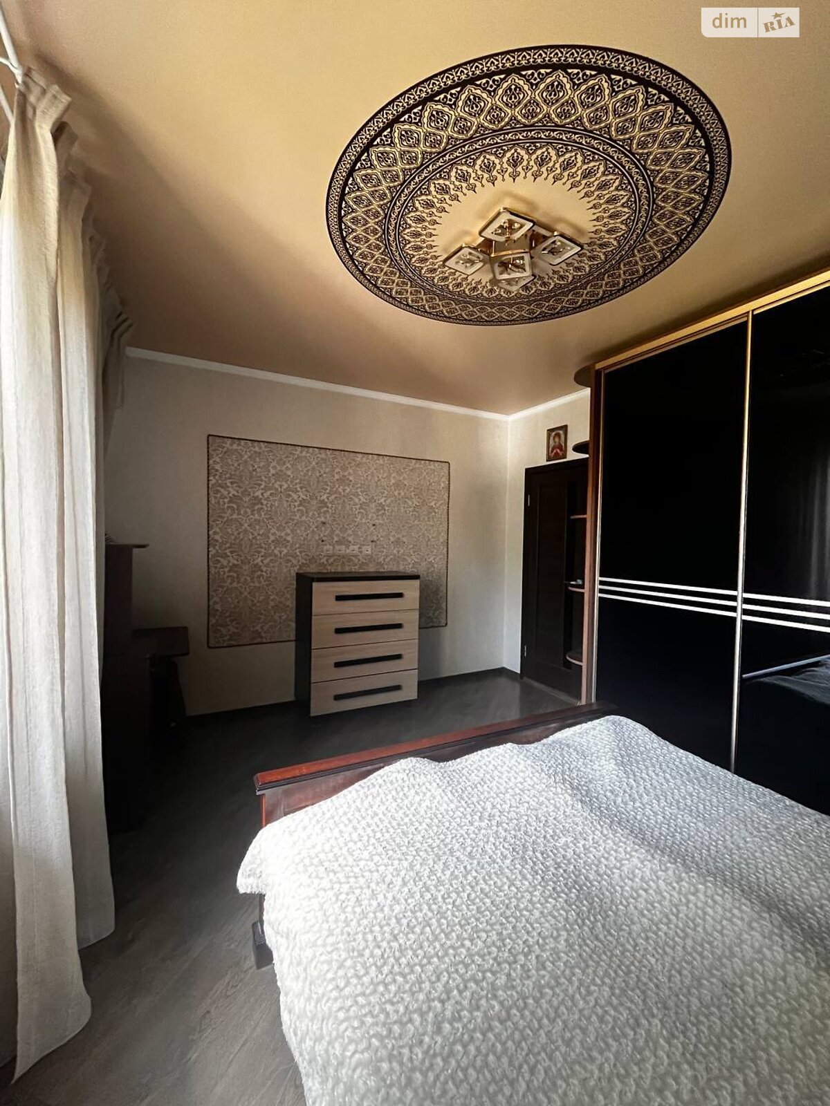 Продаж трикімнатної квартири в Кривому Розі, на вул. Української Добровольчої Армії 31, район Інгулецький фото 1 Продаж трикімнатної квартири в Кривому Розі, на вул. Української Добровольчої Армії 31, район Інгулецький фото 1