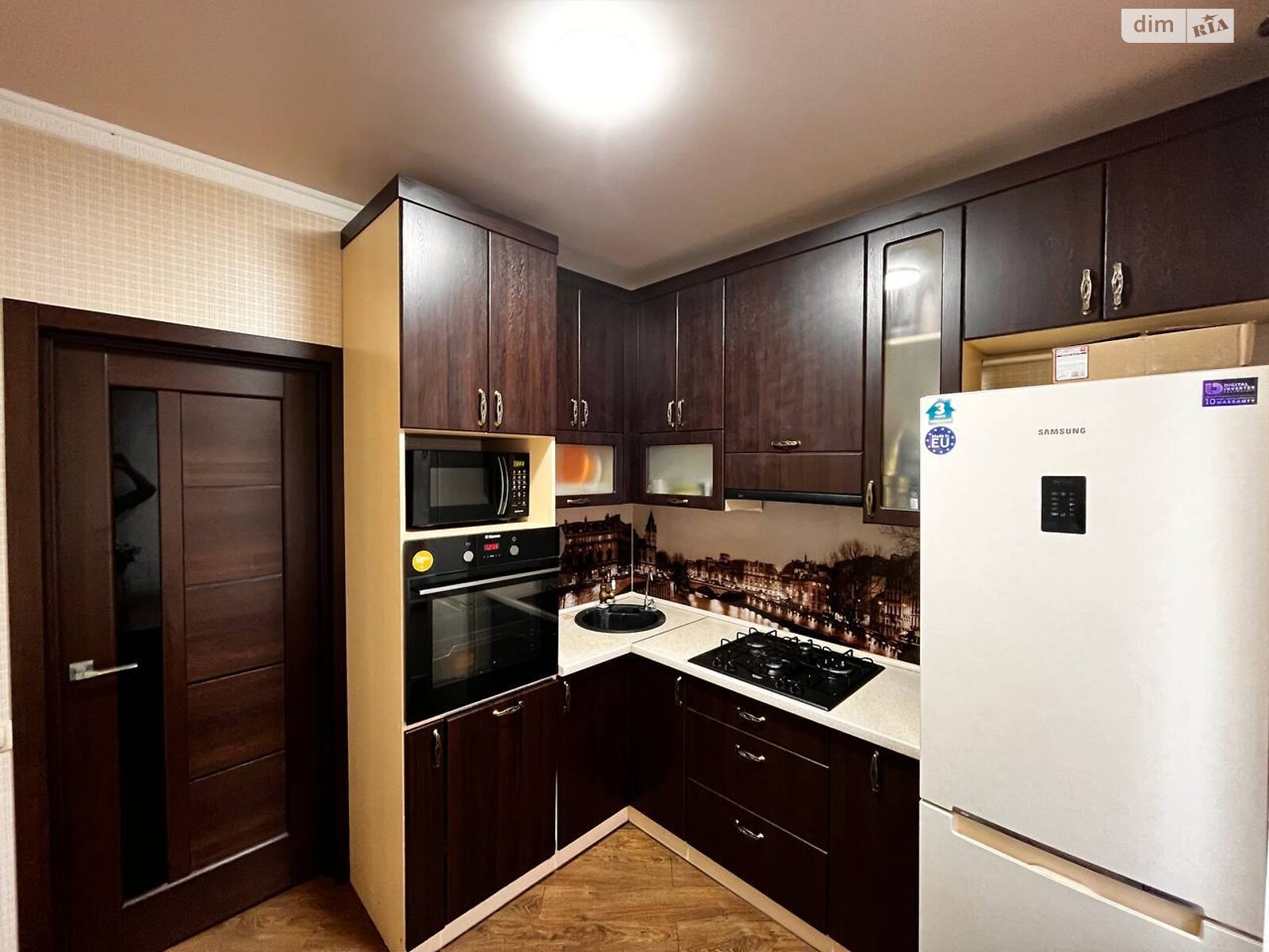 Продаж трикімнатної квартири в Кривому Розі, на вул. Української Добровольчої Армії 31, район Інгулецький фото 1 Продаж трикімнатної квартири в Кривому Розі, на вул. Української Добровольчої Армії 31, район Інгулецький фото 1