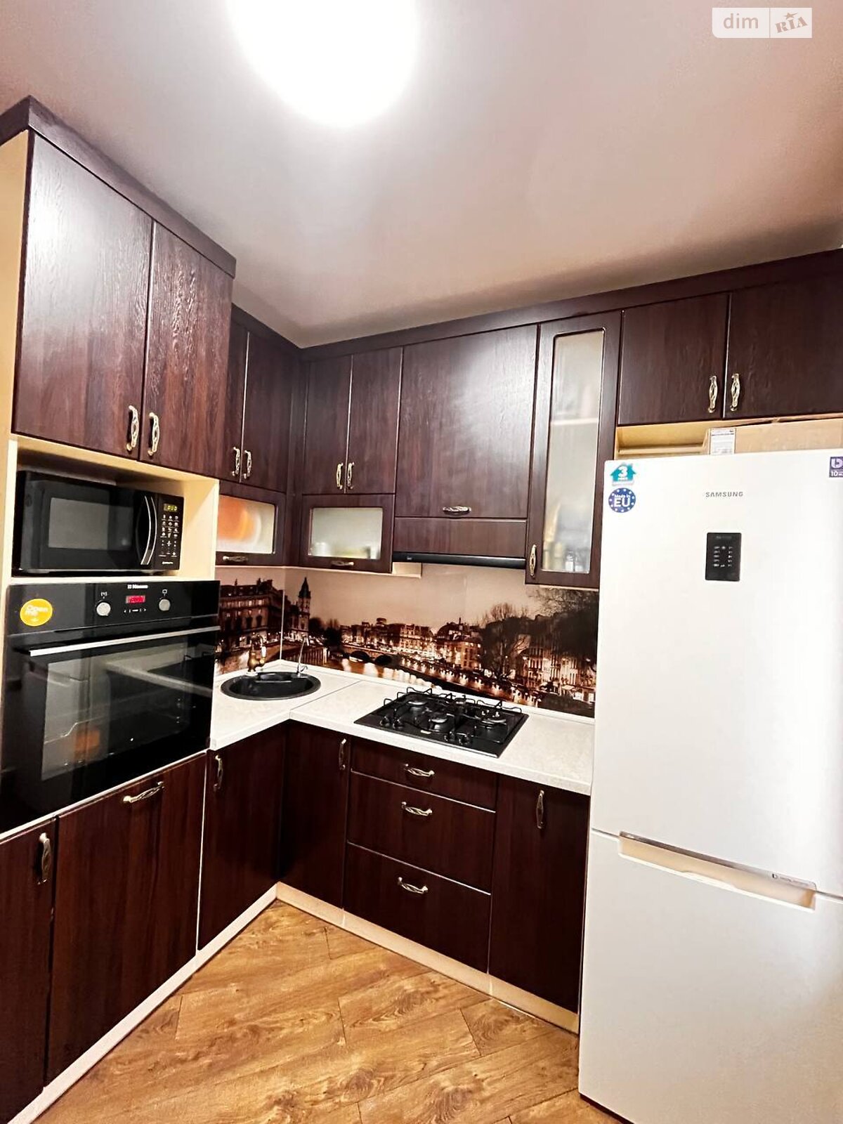 Продаж трикімнатної квартири в Кривому Розі, на вул. Української Добровольчої Армії 31, район Інгулецький фото 1 Продаж трикімнатної квартири в Кривому Розі, на вул. Української Добровольчої Армії 31, район Інгулецький фото 1