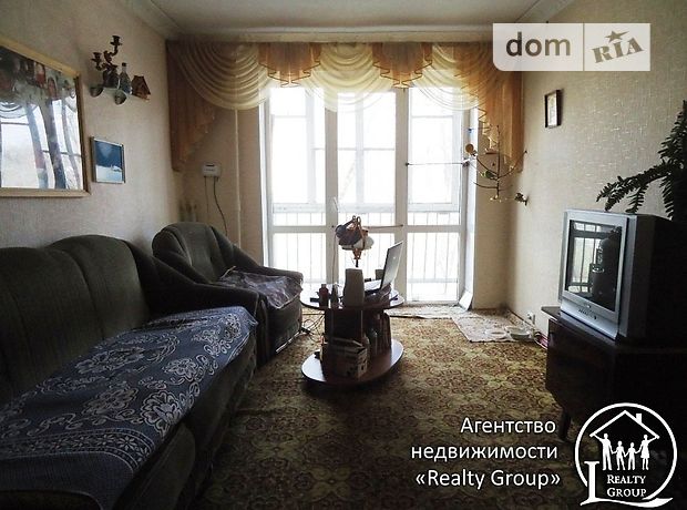 Продажа квартиры, 3 ком., Днепропетровская, Кривой Рог, р‑н. Ингулецкий, Ярославская улица, дом 8 Продажа квартиры, 3 ком., Днепропетровская, Кривой Рог, р‑н. Ингулецкий, Ярославская улица, дом 8