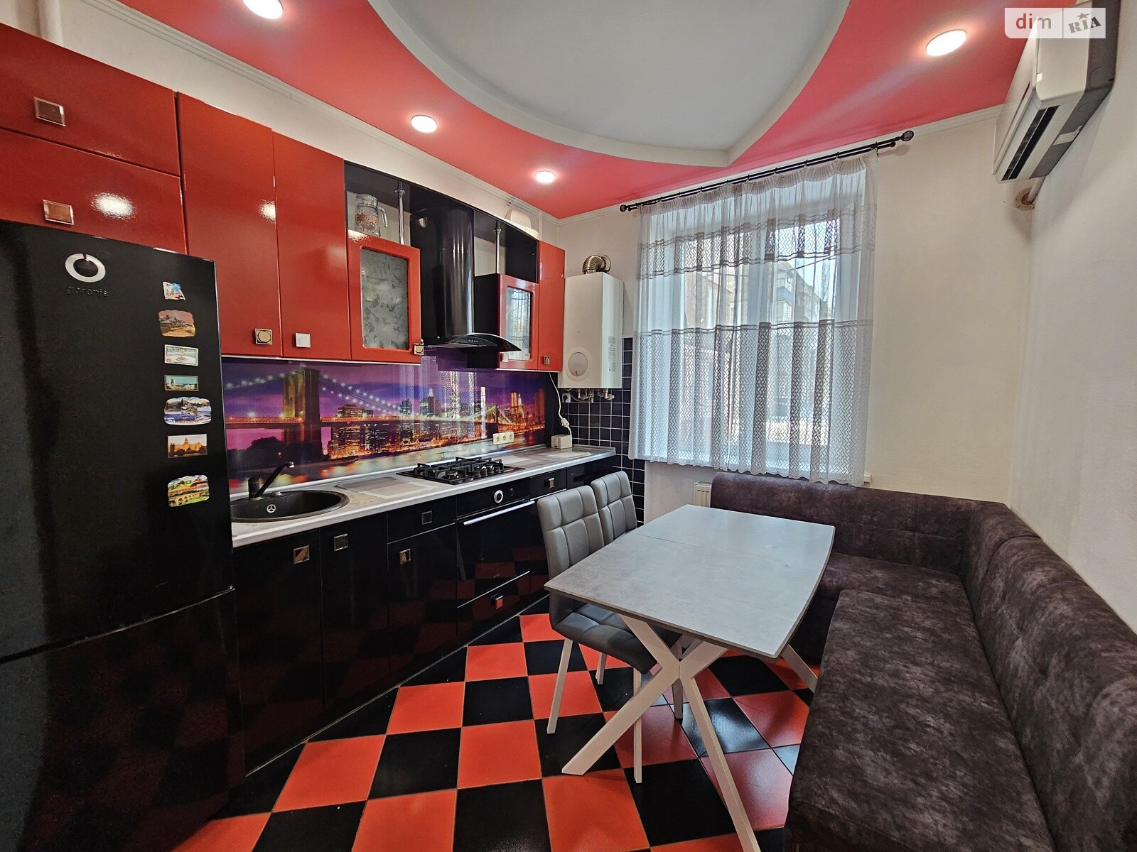 Продажа двухкомнатной квартиры в Кривом Роге, на просп. Южный 7, район Ингулецкий фото 1 Продажа двухкомнатной квартиры в Кривом Роге, на просп. Южный 7, район Ингулецкий фото 1