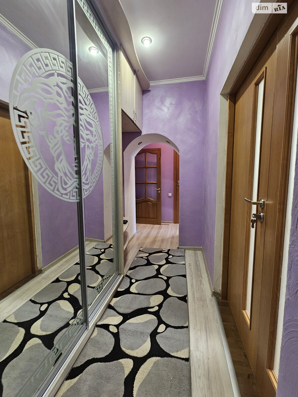 Продажа двухкомнатной квартиры в Кривом Роге, на просп. Южный 7, район Ингулецкий фото 1 Продажа двухкомнатной квартиры в Кривом Роге, на просп. Южный 7, район Ингулецкий фото 1