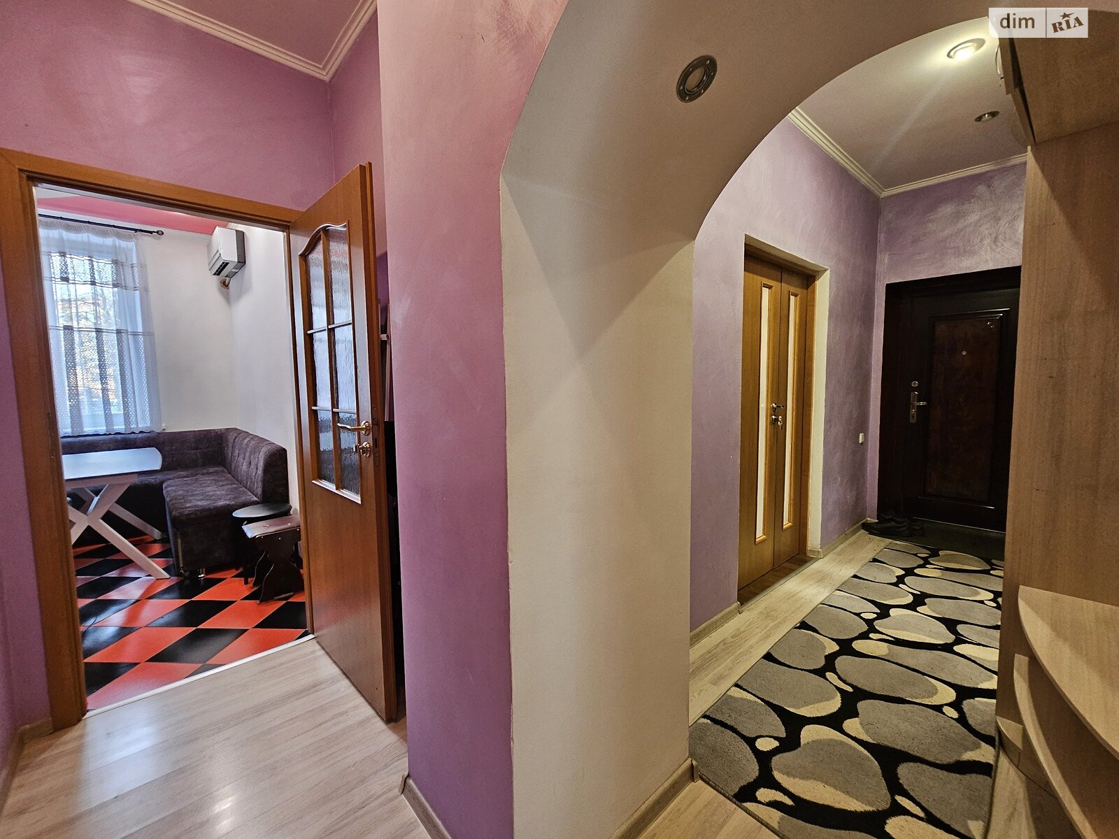 Продажа двухкомнатной квартиры в Кривом Роге, на просп. Южный 7, район Ингулецкий фото 1 Продажа двухкомнатной квартиры в Кривом Роге, на просп. Южный 7, район Ингулецкий фото 1