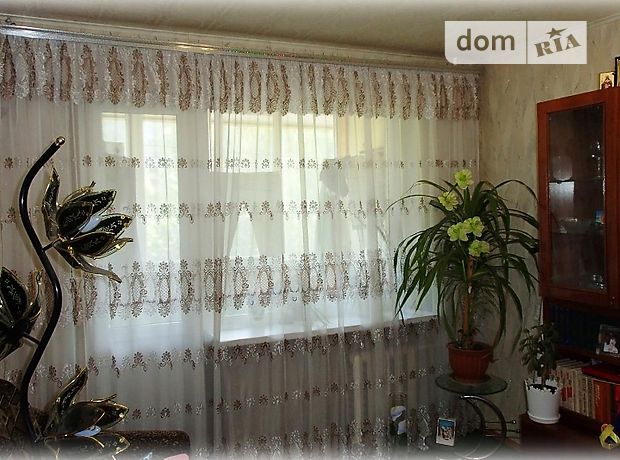 Продажа квартиры, 2 ком., Днепропетровская, Кривой Рог, р‑н. Жовтневый, Коротченко улица, дом 15 Продажа квартиры, 2 ком., Днепропетровская, Кривой Рог, р‑н. Жовтневый, Коротченко улица, дом 15
