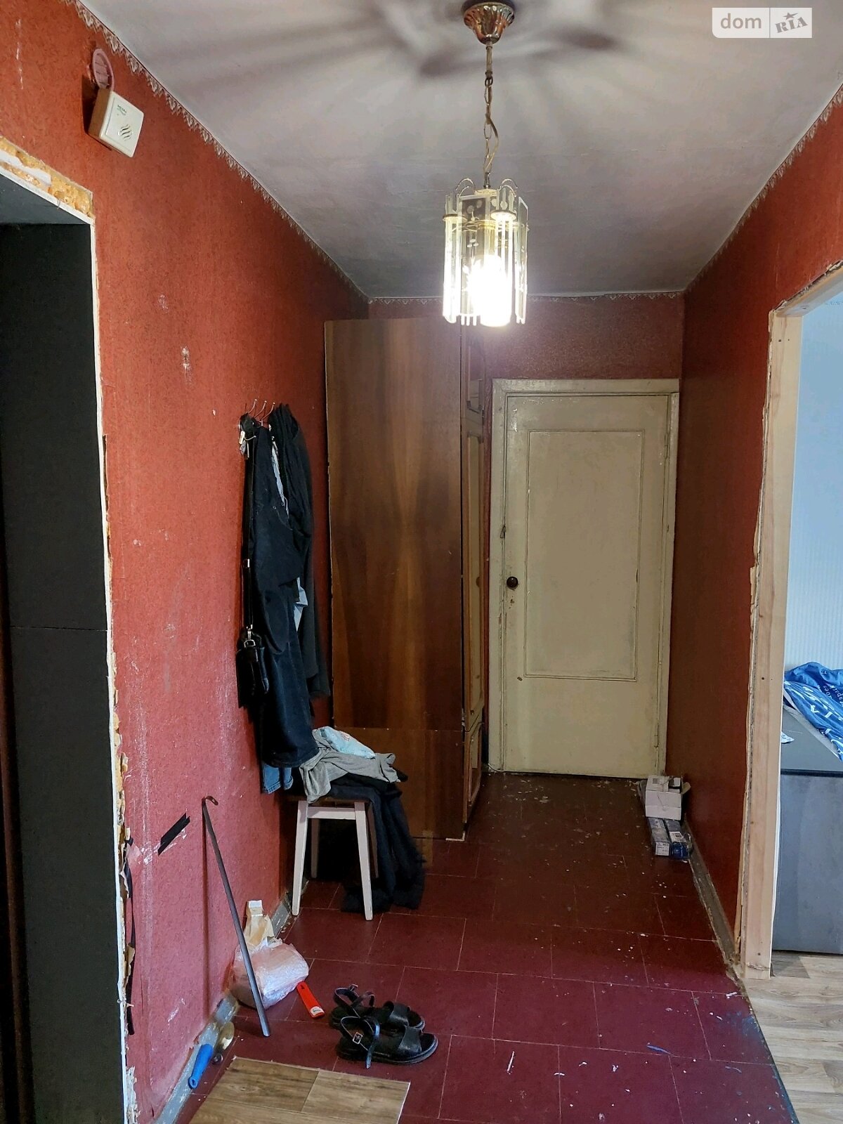 Продажа двухкомнатной квартиры в Кривом Роге, на Заречный 5 мкрн, район Покровский фото 1