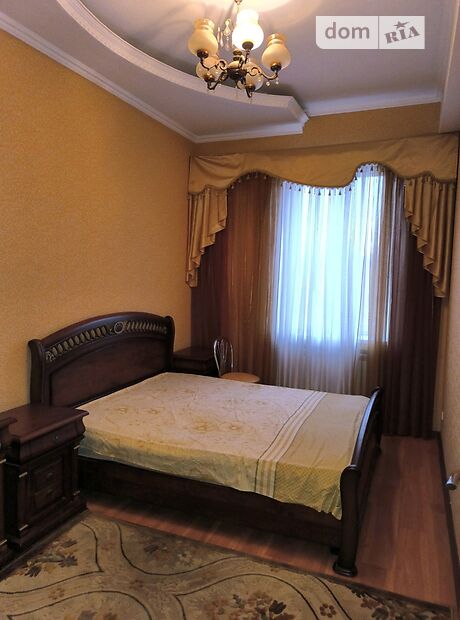Продажа трехкомнатной квартиры в Кривом Роге, на ул. XX Партсъезда, район Жовтневый фото 1 Продажа трехкомнатной квартиры в Кривом Роге, на ул. XX Партсъезда, район Жовтневый фото 1