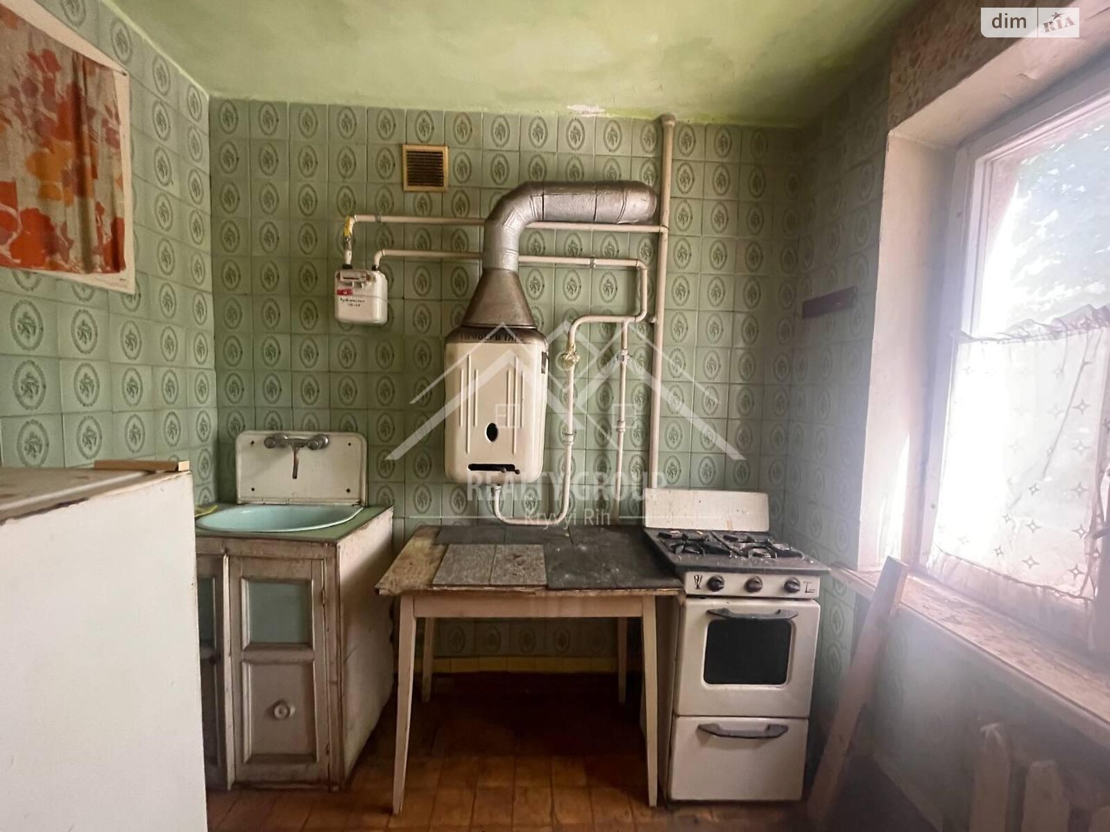 Продажа двухкомнатной квартиры в Кривом Роге, на ул. Криворожстали 46, фото 1 Продажа двухкомнатной квартиры в Кривом Роге, на ул. Криворожстали 46, фото 1