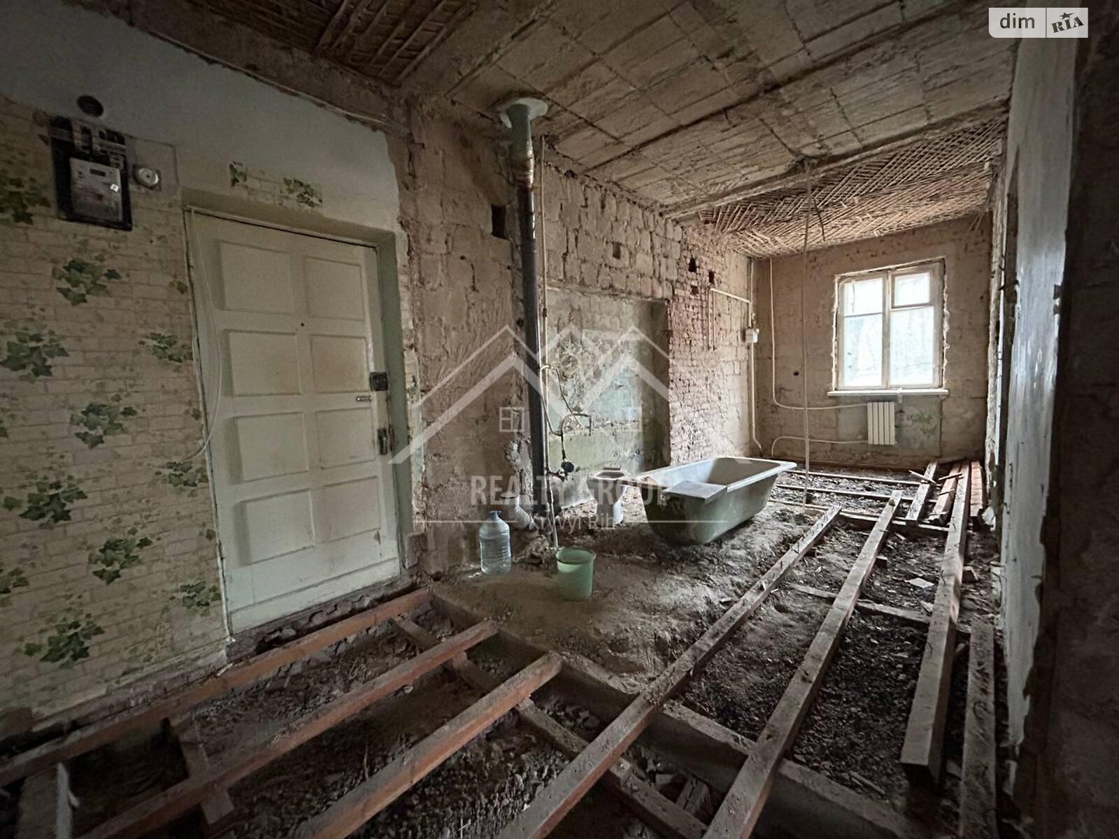 Продаж трикімнатної квартири в Кривому Розі, на вул. Героїв АТО 57, район Металургійний фото 1 Продаж трикімнатної квартири в Кривому Розі, на вул. Героїв АТО 57, район Металургійний фото 1