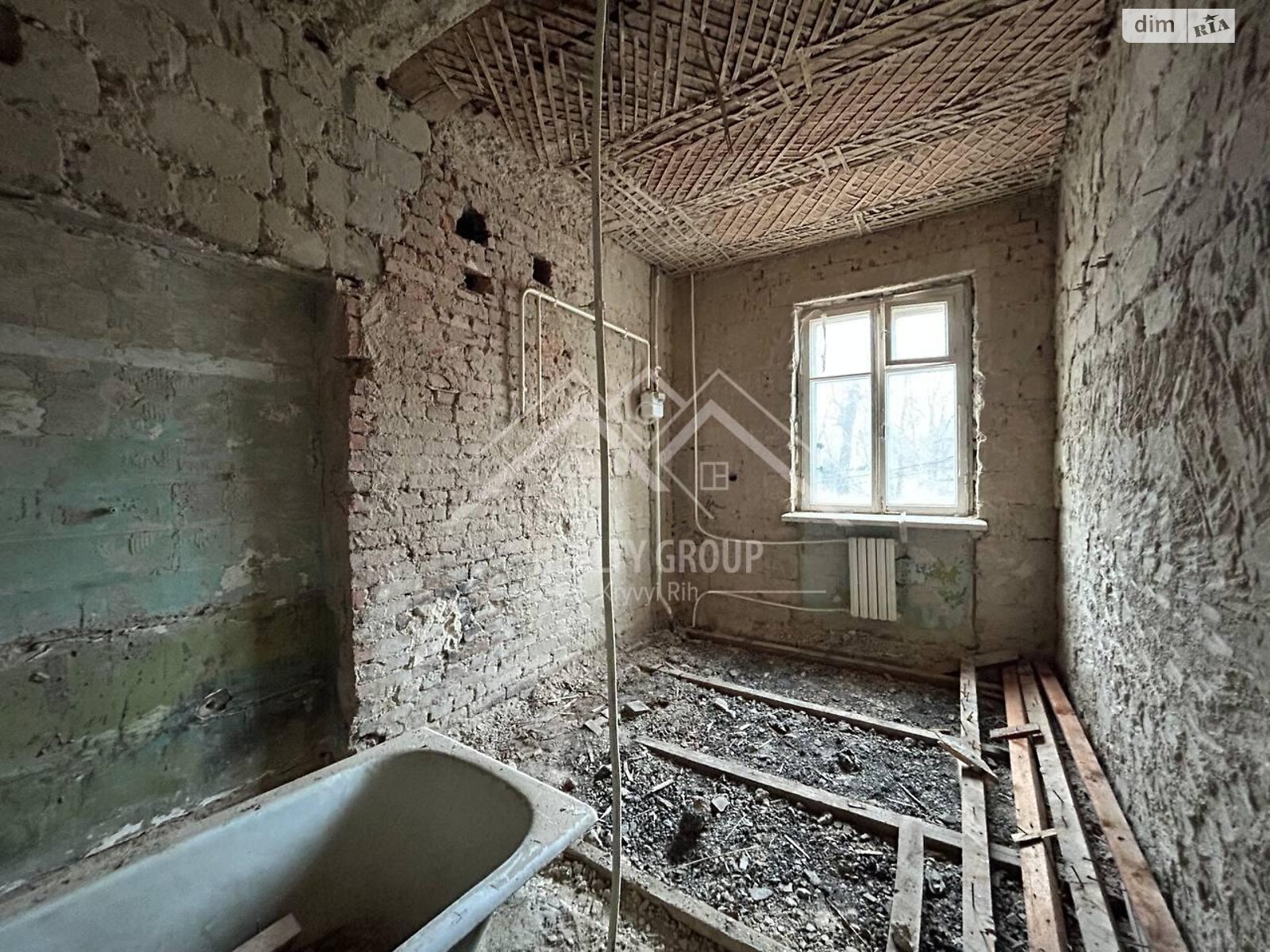 Продаж трикімнатної квартири в Кривому Розі, на вул. Героїв АТО 57, район Металургійний фото 1 Продаж трикімнатної квартири в Кривому Розі, на вул. Героїв АТО 57, район Металургійний фото 1