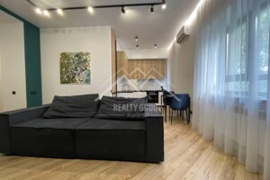 Продажа двухкомнатной квартиры в Кривом Роге, на ул. Соборности 16, район Металлургический фото 2