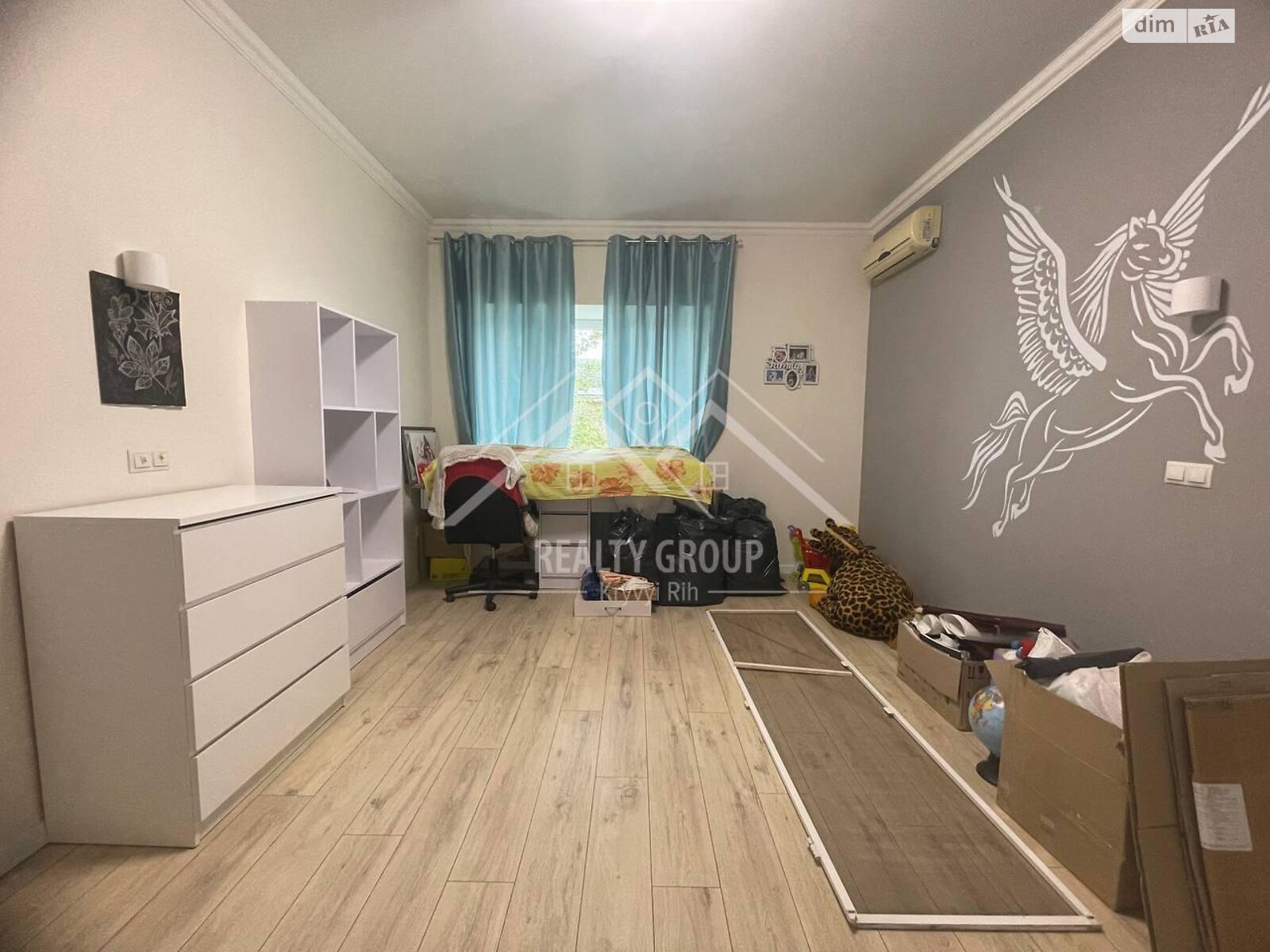 Продаж трикімнатної квартири в Кривому Розі, на вул. Соборності, район Металургійний фото 1 Продаж трикімнатної квартири в Кривому Розі, на вул. Соборності, район Металургійний фото 1