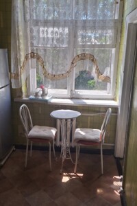 Продажа двухкомнатной квартиры в Кривом Роге, на ул. Соборности 22, район Металлургический фото 2