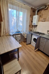 Продажа двухкомнатной квартиры в Кривом Роге, на ул. Соборности 29, кв. 8, район Металлургический фото 2