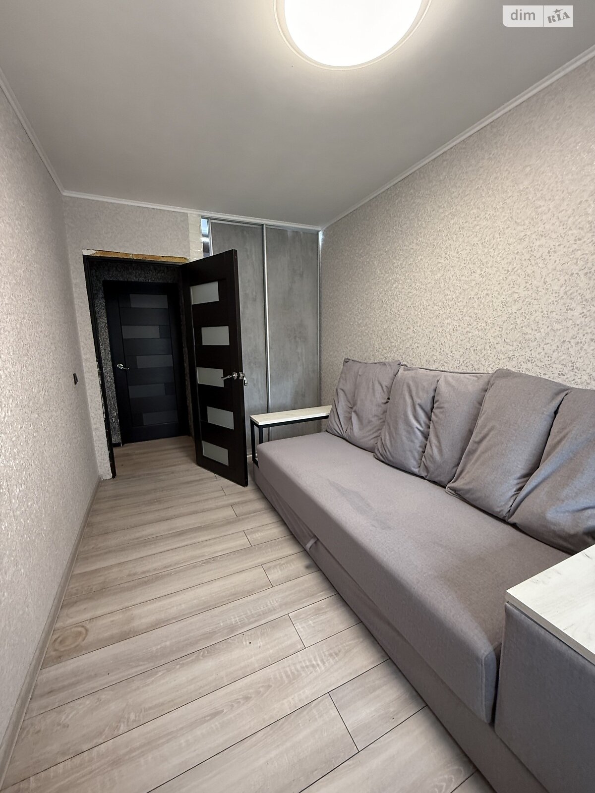 Продаж трикімнатної квартири в Кривому Розі, на вул. Степана Тільги 30, район Металургійний фото 1 Продаж трикімнатної квартири в Кривому Розі, на вул. Степана Тільги 30, район Металургійний фото 1