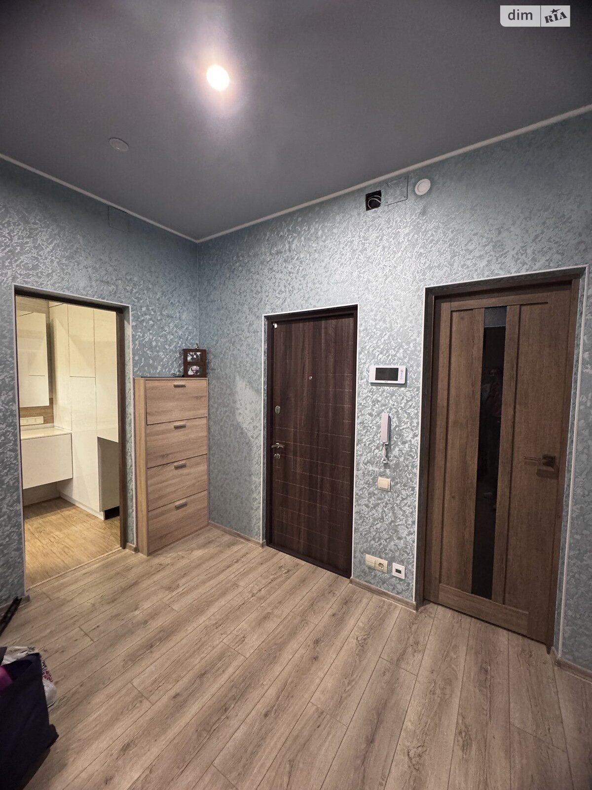 Продаж трикімнатної квартири в Кривому Розі, на вул. Степана Тільги 8, кв. 6, район Металургійний фото 1 Продаж трикімнатної квартири в Кривому Розі, на вул. Степана Тільги 8, кв. 6, район Металургійний фото 1