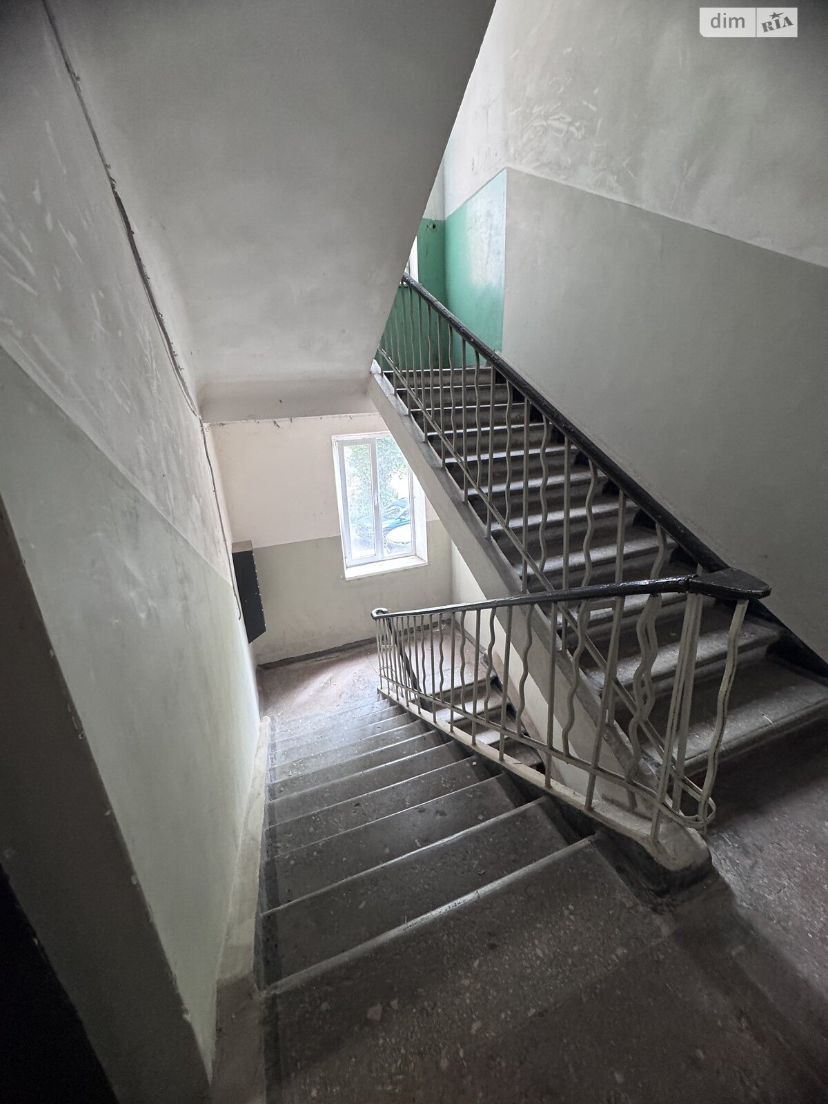Продаж трикімнатної квартири в Кривому Розі, на вул. Степана Тільги 8, кв. 6, район Металургійний фото 1 Продаж трикімнатної квартири в Кривому Розі, на вул. Степана Тільги 8, кв. 6, район Металургійний фото 1
