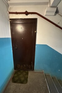 Продажа двухкомнатной квартиры в Кривом Роге, на ул. Степана Тильги 32, кв. 18, район Металлургический фото 2