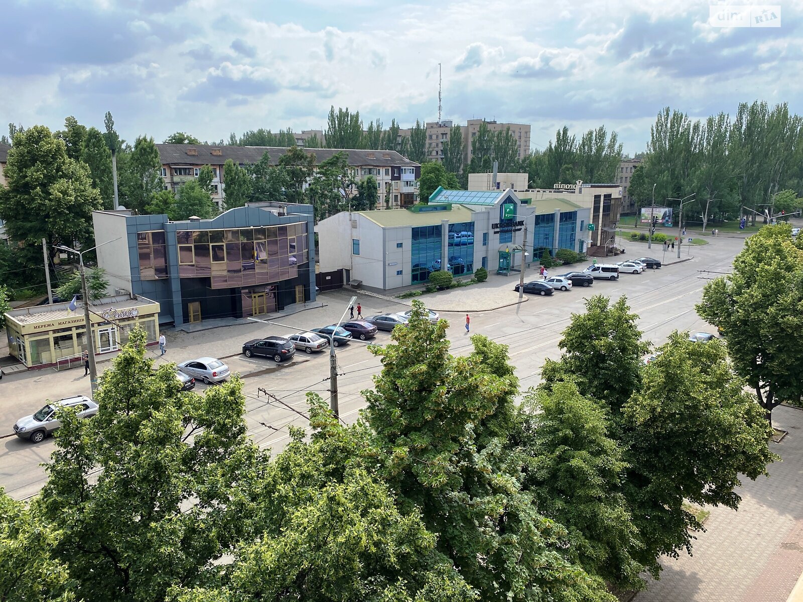 Продажа четырехкомнатной квартиры в Кривом Роге, на просп. Университетский, район Металлургический фото 1 Продажа четырехкомнатной квартиры в Кривом Роге, на просп. Университетский, район Металлургический фото 1