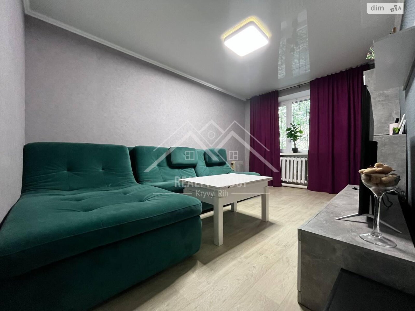 Продажа двухкомнатной квартиры в Кривом Роге, на просп. Университетский, район Металлургический фото 1