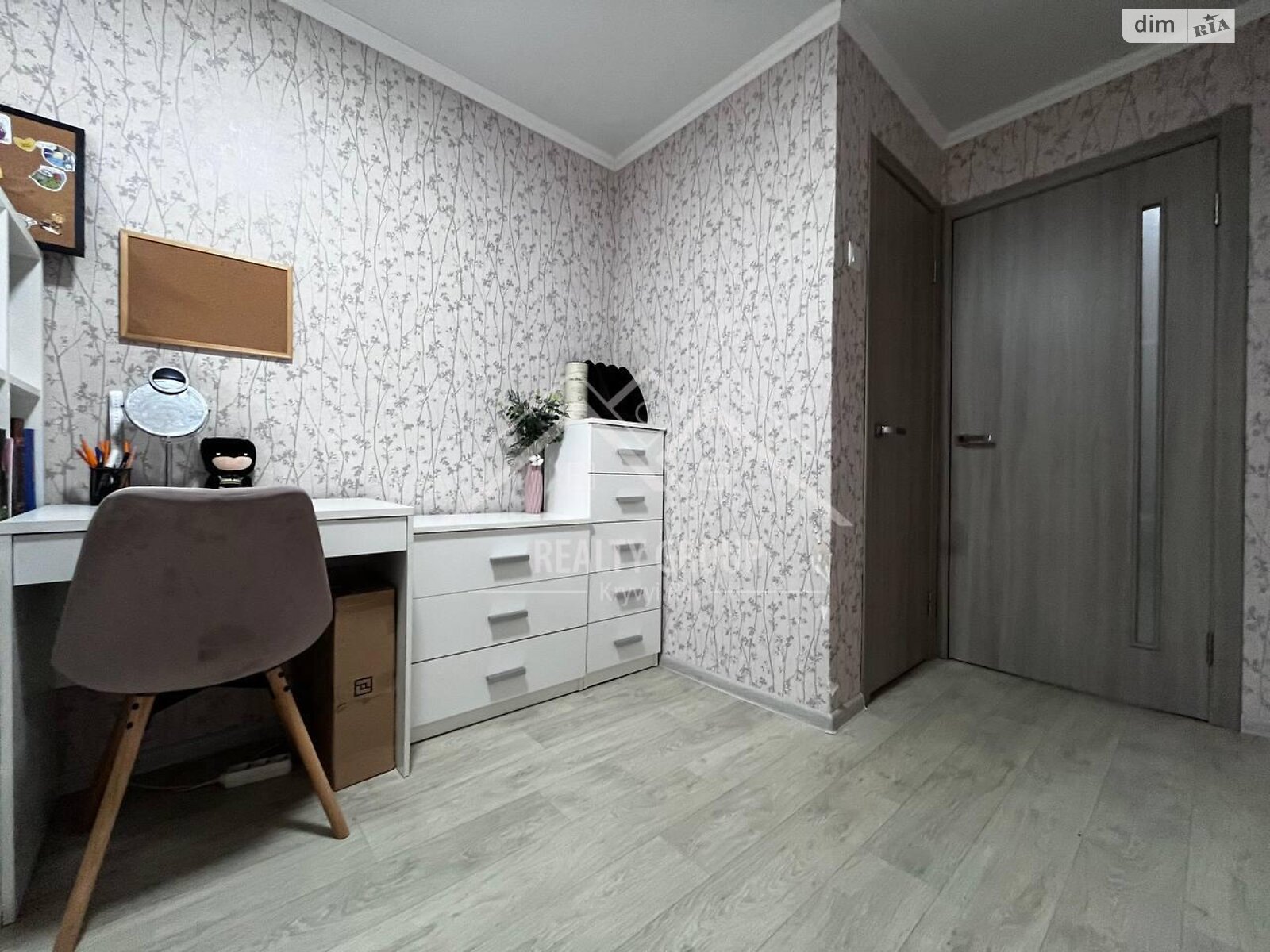 Продажа двухкомнатной квартиры в Кривом Роге, на просп. Университетский, район Металлургический фото 1