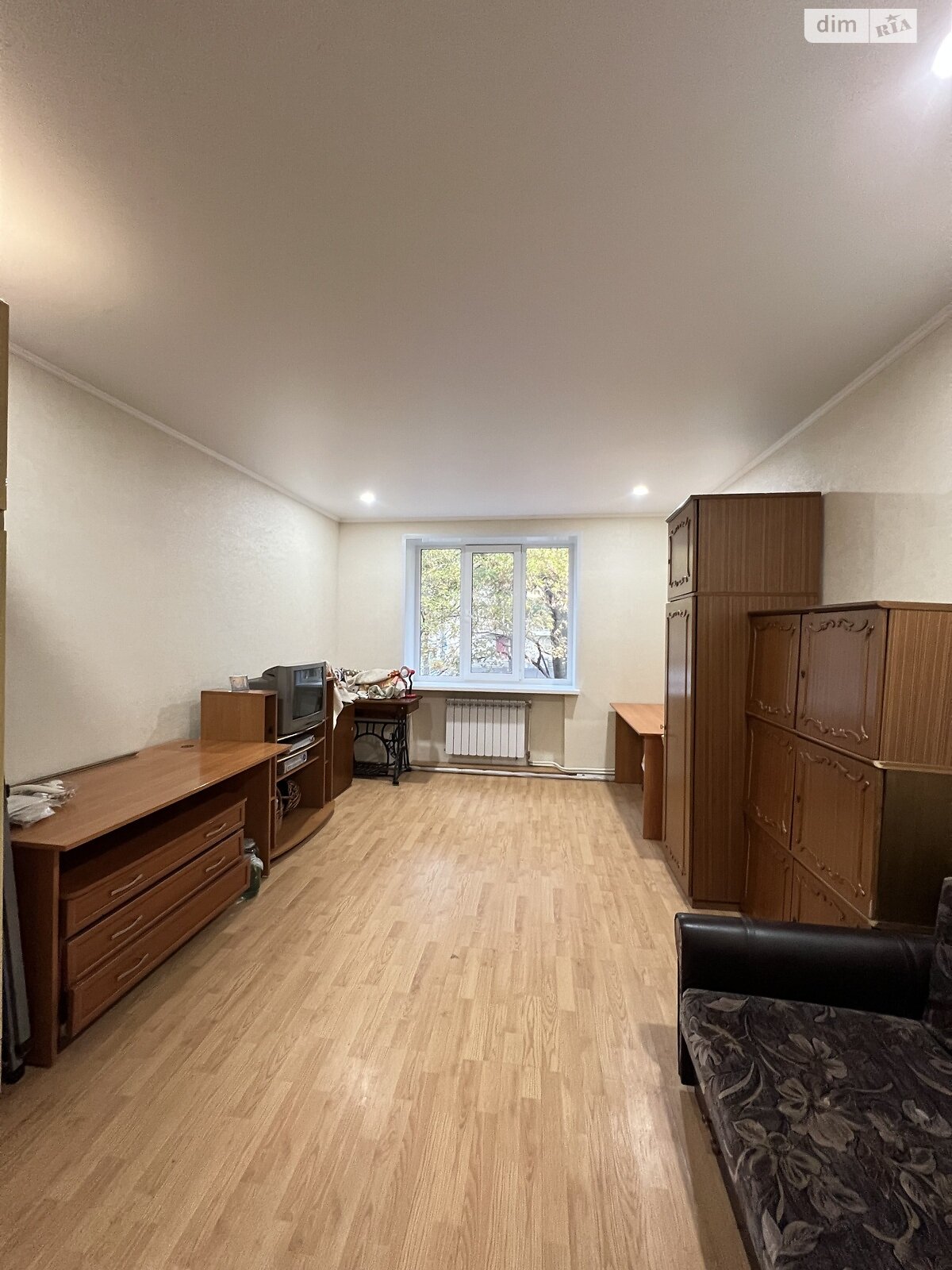 Продажа трехкомнатной квартиры в Кривом Роге, на ул. Вадима Гурова 2, район Металлургический фото 1 Продажа трехкомнатной квартиры в Кривом Роге, на ул. Вадима Гурова 2, район Металлургический фото 1