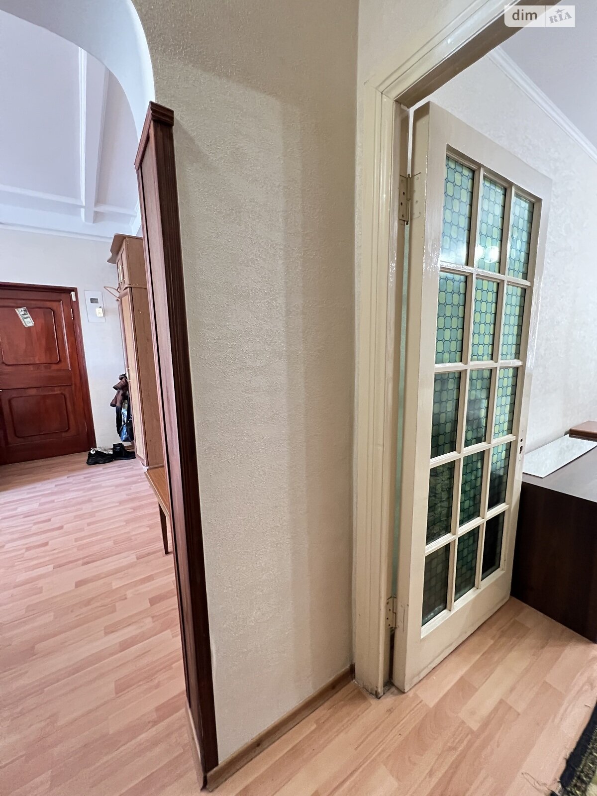 Продажа трехкомнатной квартиры в Кривом Роге, на ул. Вадима Гурова 2, район Металлургический фото 1 Продажа трехкомнатной квартиры в Кривом Роге, на ул. Вадима Гурова 2, район Металлургический фото 1