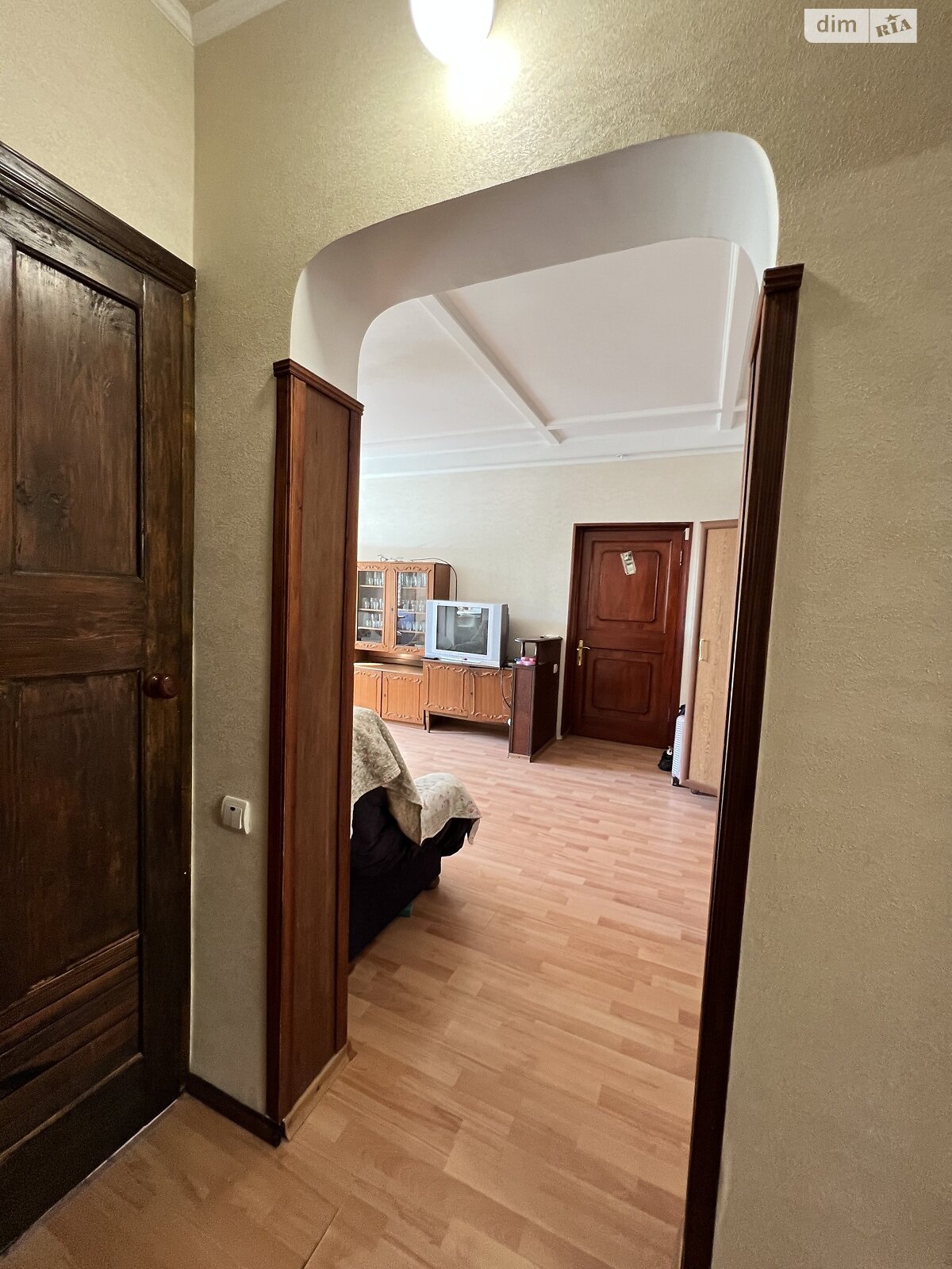 Продажа трехкомнатной квартиры в Кривом Роге, на ул. Вадима Гурова 2, район Металлургический фото 1 Продажа трехкомнатной квартиры в Кривом Роге, на ул. Вадима Гурова 2, район Металлургический фото 1