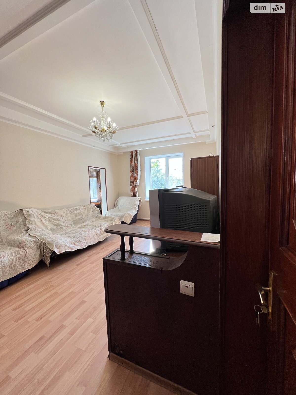 Продажа трехкомнатной квартиры в Кривом Роге, на ул. Вадима Гурова 2, район Металлургический фото 1 Продажа трехкомнатной квартиры в Кривом Роге, на ул. Вадима Гурова 2, район Металлургический фото 1