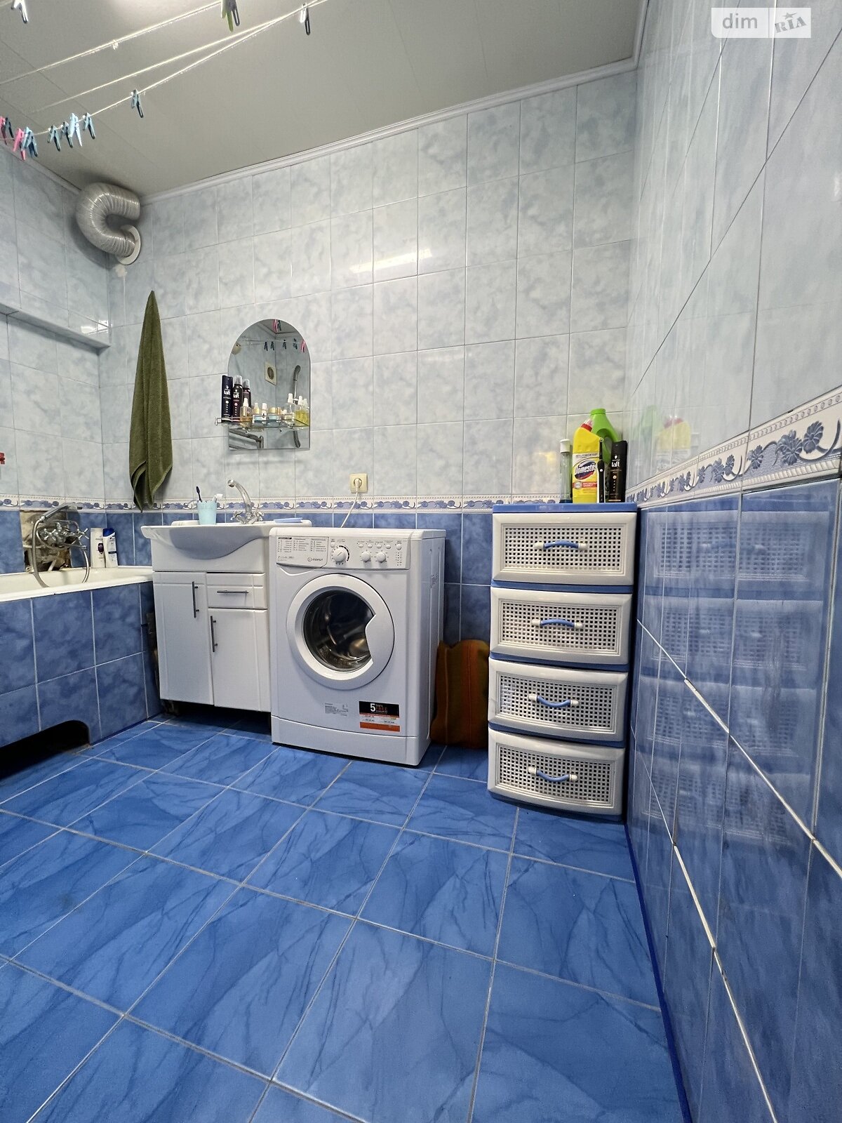 Продажа трехкомнатной квартиры в Кривом Роге, на ул. Вадима Гурова 2, район Металлургический фото 1 Продажа трехкомнатной квартиры в Кривом Роге, на ул. Вадима Гурова 2, район Металлургический фото 1