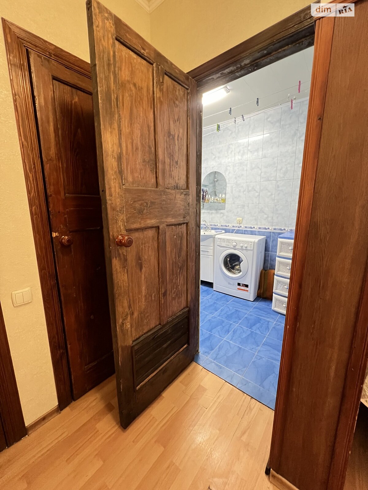 Продажа трехкомнатной квартиры в Кривом Роге, на ул. Вадима Гурова 2, район Металлургический фото 1 Продажа трехкомнатной квартиры в Кривом Роге, на ул. Вадима Гурова 2, район Металлургический фото 1