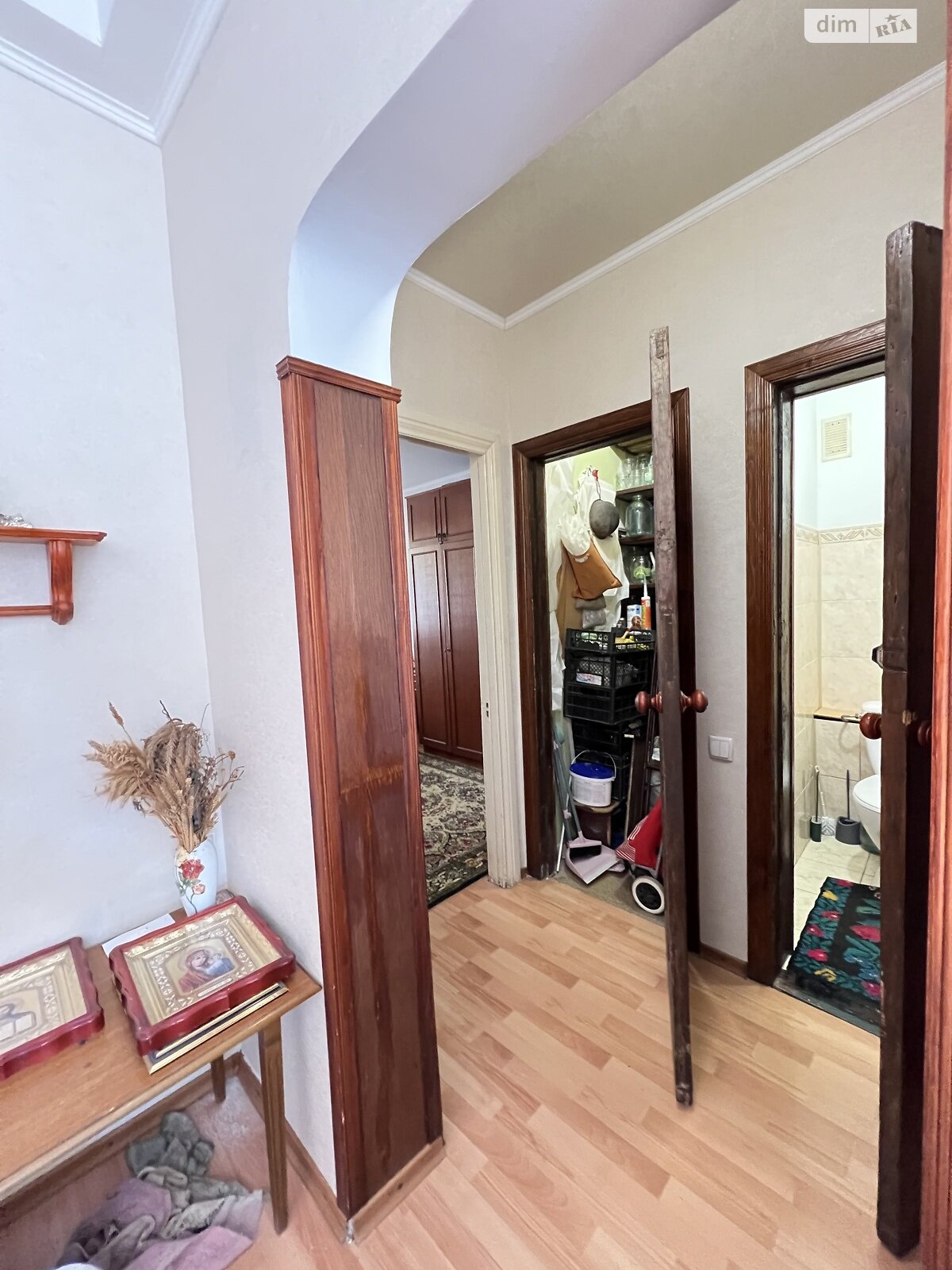 Продажа трехкомнатной квартиры в Кривом Роге, на ул. Вадима Гурова 2, район Металлургический фото 1 Продажа трехкомнатной квартиры в Кривом Роге, на ул. Вадима Гурова 2, район Металлургический фото 1