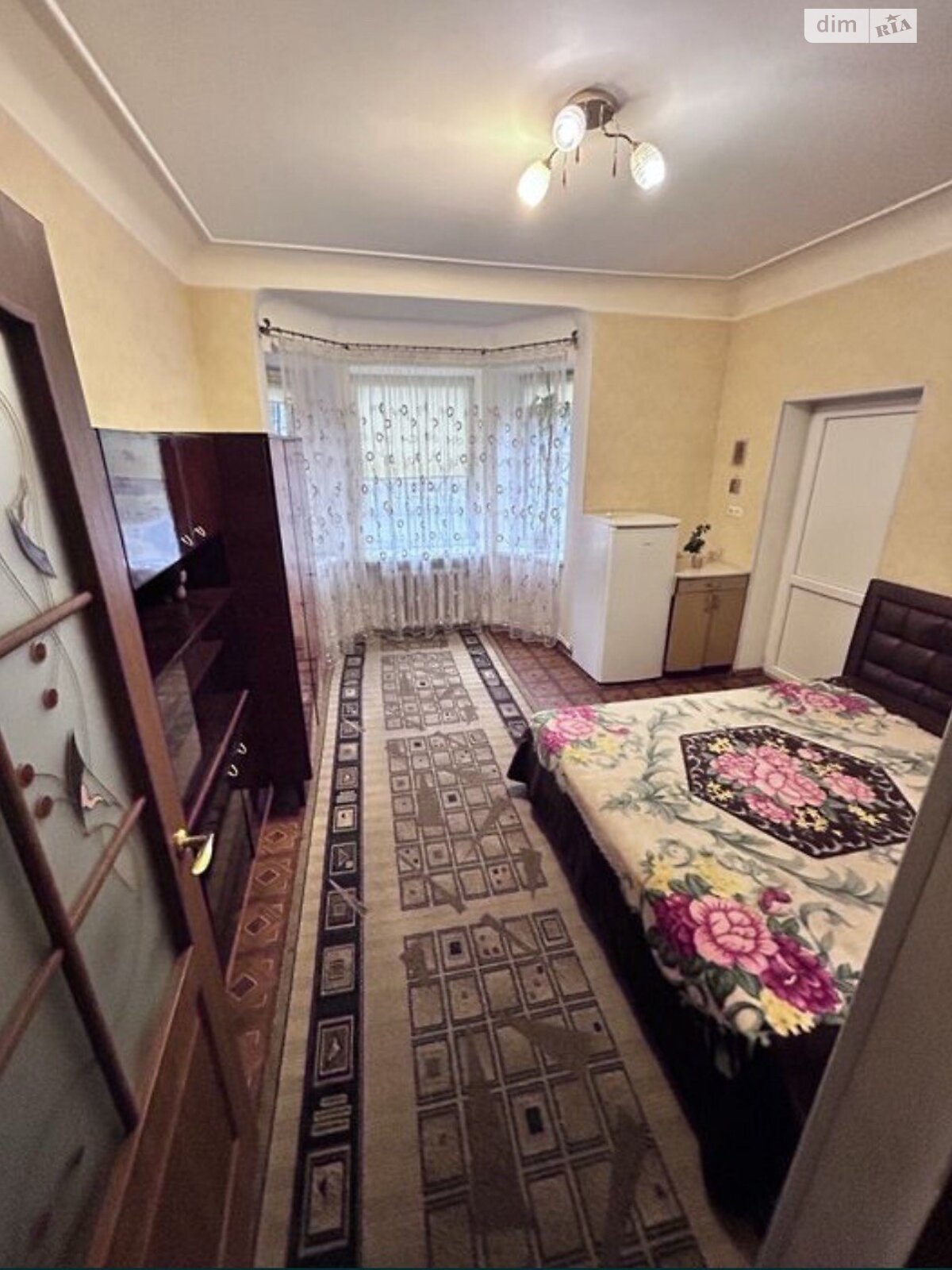 Продажа трехкомнатной квартиры в Кривом Роге, на ул. Вадима Гурова, район Металлургический фото 1