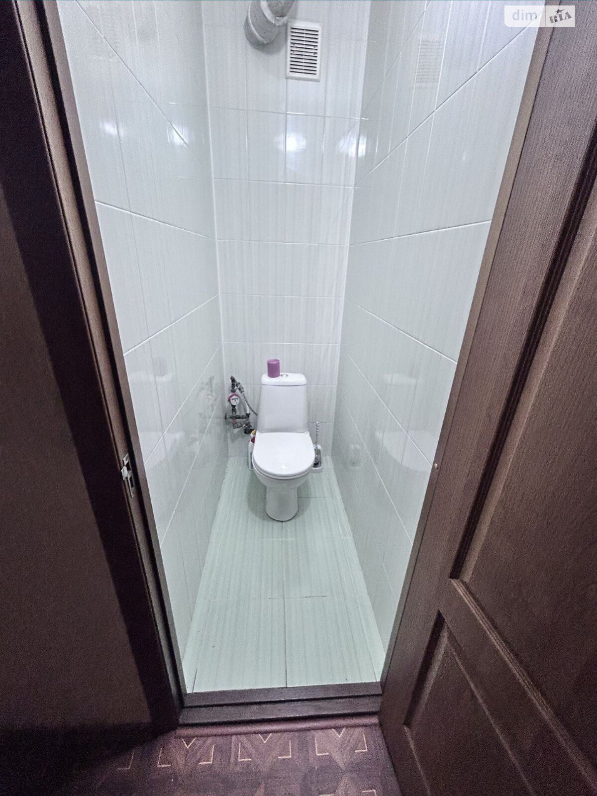 Продажа трехкомнатной квартиры в Кривом Роге, на ул. Вадима Гурова, район Металлургический фото 1