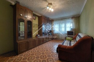 Продажа трехкомнатной квартиры в Кривом Роге, на ул. Виталия Матусевича, район Металлургический фото 2