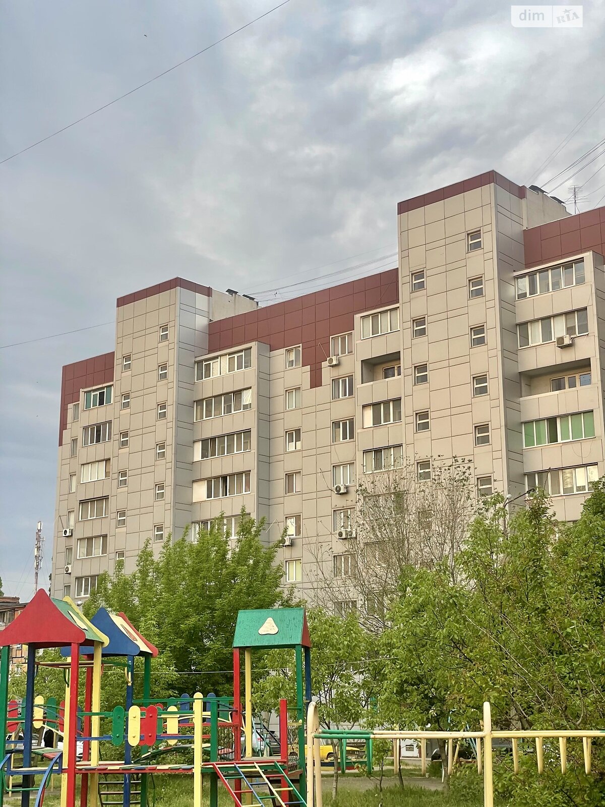 Продажа двухкомнатной квартиры в Кривом Роге, на ул. Виталия Матусевича 2В, район Металлургический фото 1 Продажа двухкомнатной квартиры в Кривом Роге, на ул. Виталия Матусевича 2В, район Металлургический фото 1
