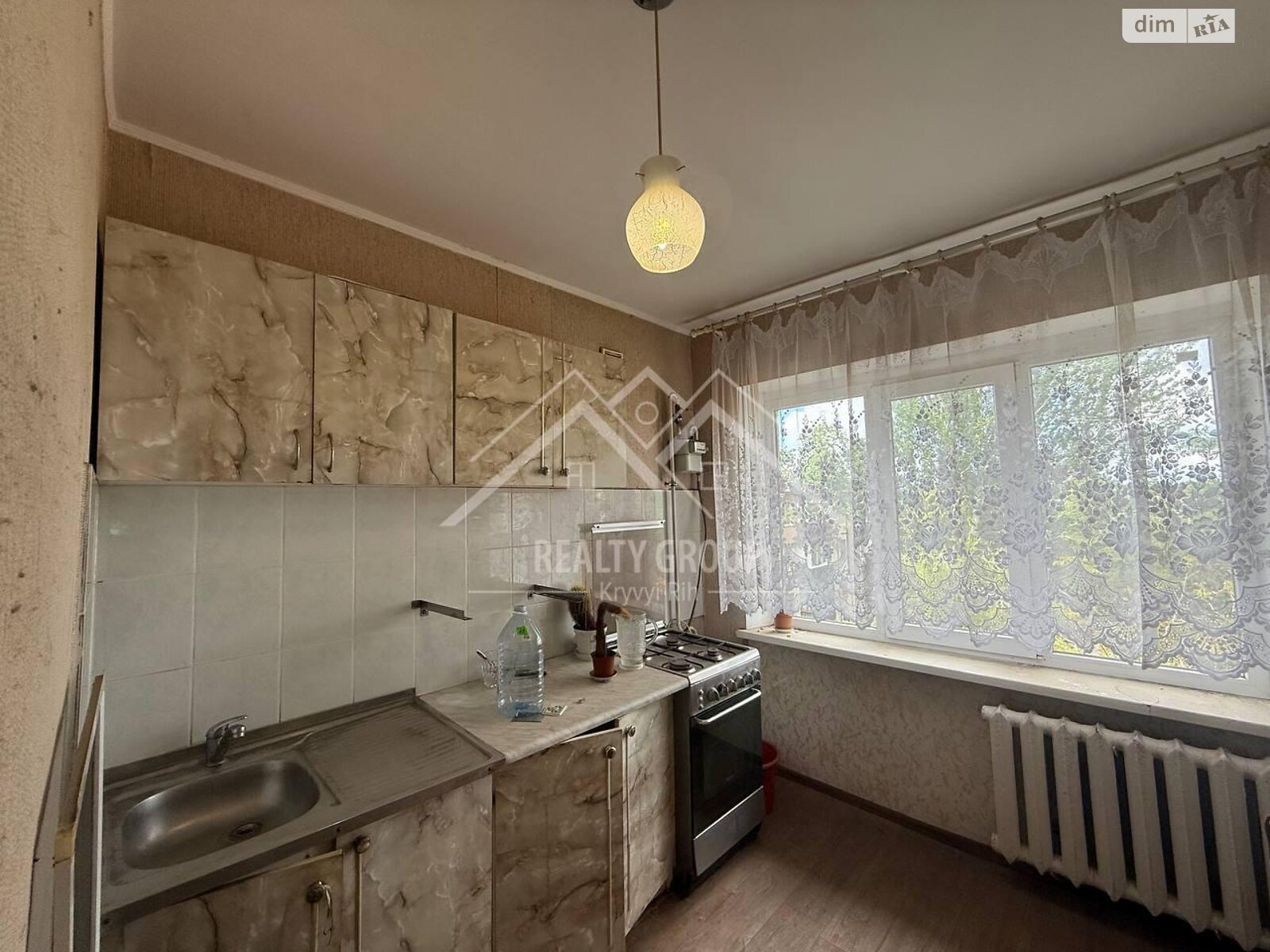 Продажа трехкомнатной квартиры в Кривом Роге, на ул. Виталия Матусевича 28, район Металлургический фото 1 Продажа трехкомнатной квартиры в Кривом Роге, на ул. Виталия Матусевича 28, район Металлургический фото 1