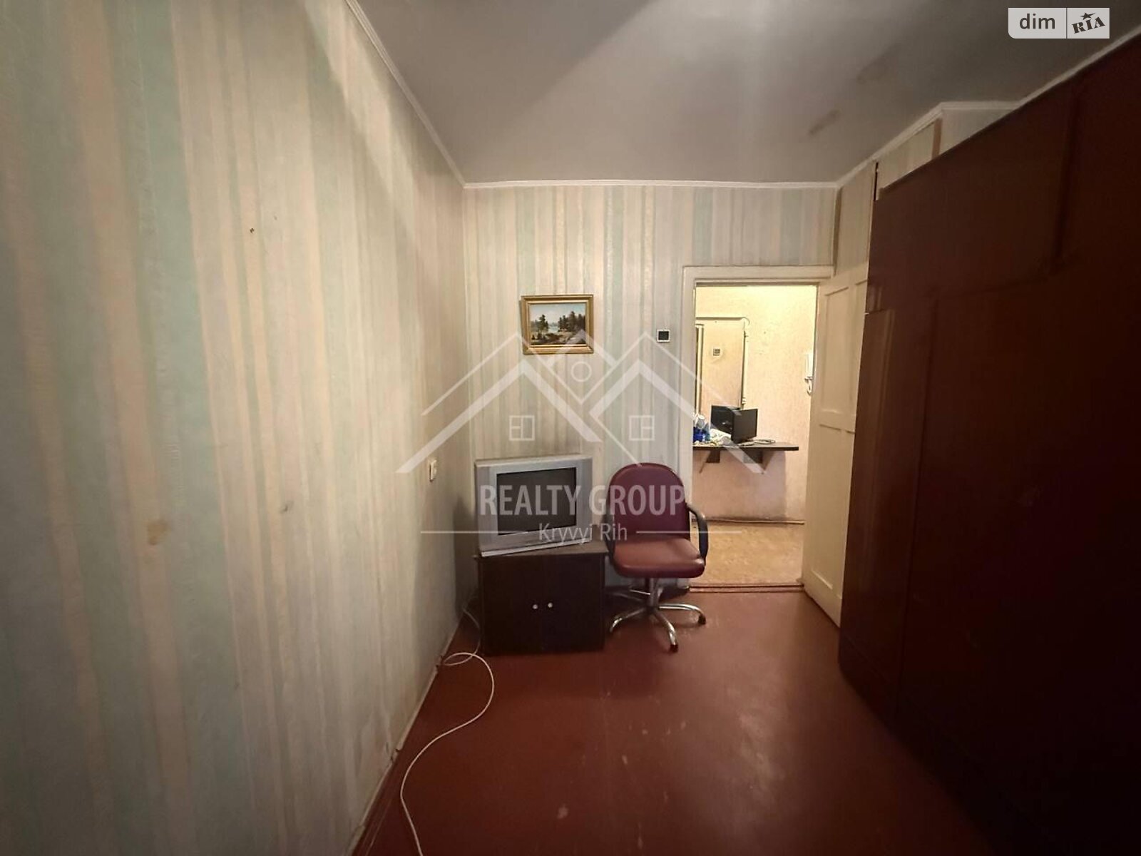Продажа трехкомнатной квартиры в Кривом Роге, на ул. Виталия Матусевича 28, район Металлургический фото 1 Продажа трехкомнатной квартиры в Кривом Роге, на ул. Виталия Матусевича 28, район Металлургический фото 1