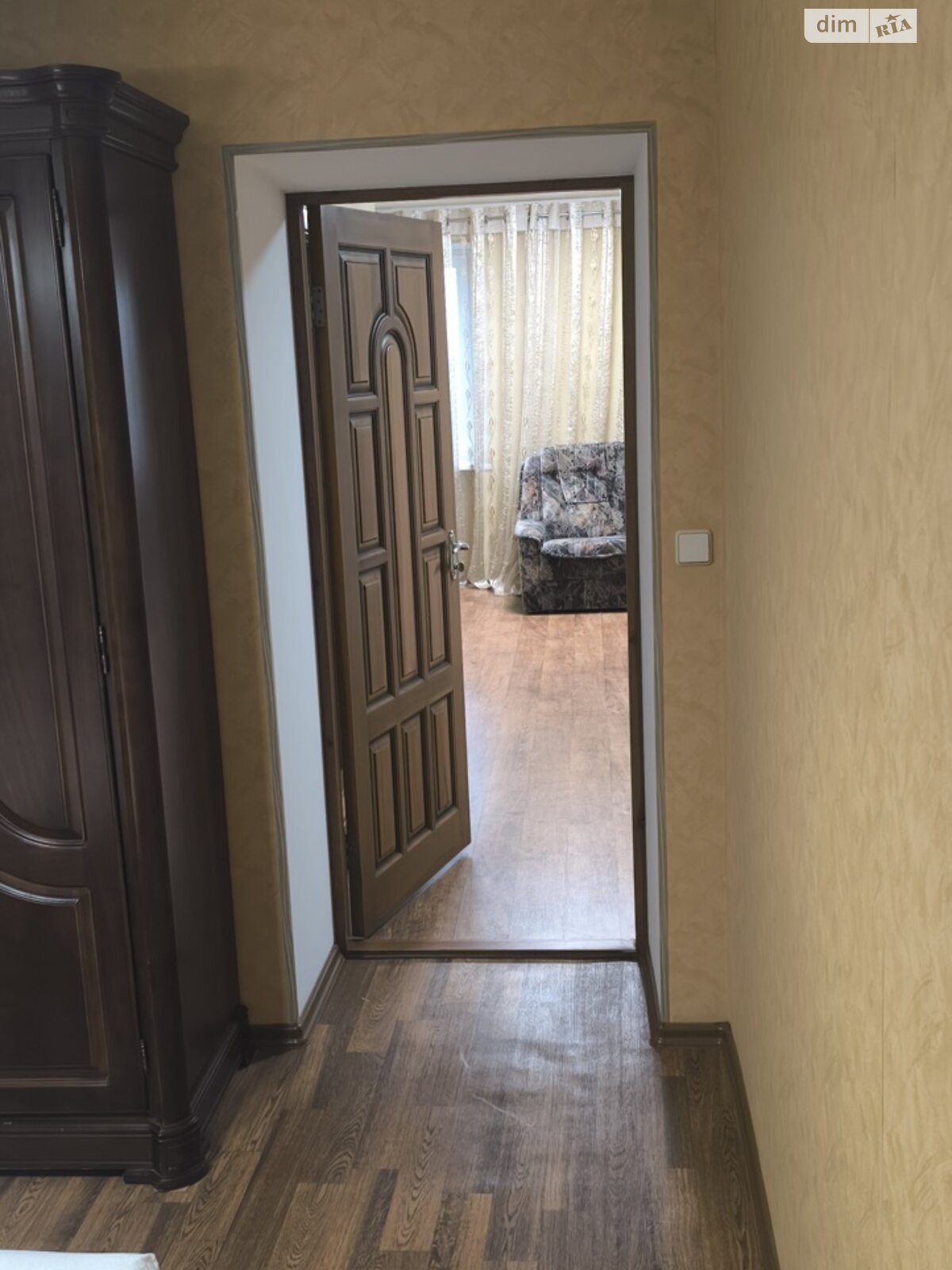 Продаж трикімнатної квартири в Кривому Розі, на вул. Віталія Матусевича 2А, район Металургійний фото 1 Продаж трикімнатної квартири в Кривому Розі, на вул. Віталія Матусевича 2А, район Металургійний фото 1